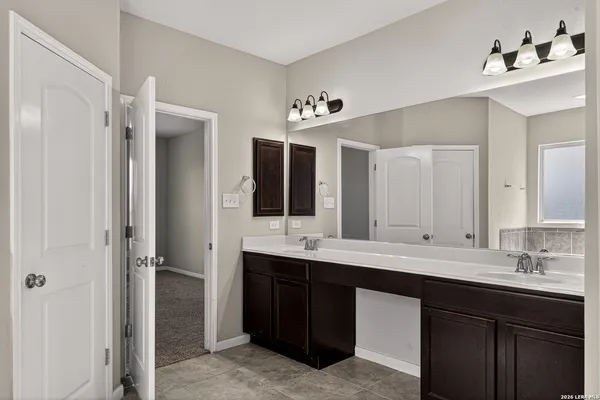 $2,395 | 10426 Rosalina Loop, Converse, TX 78109
