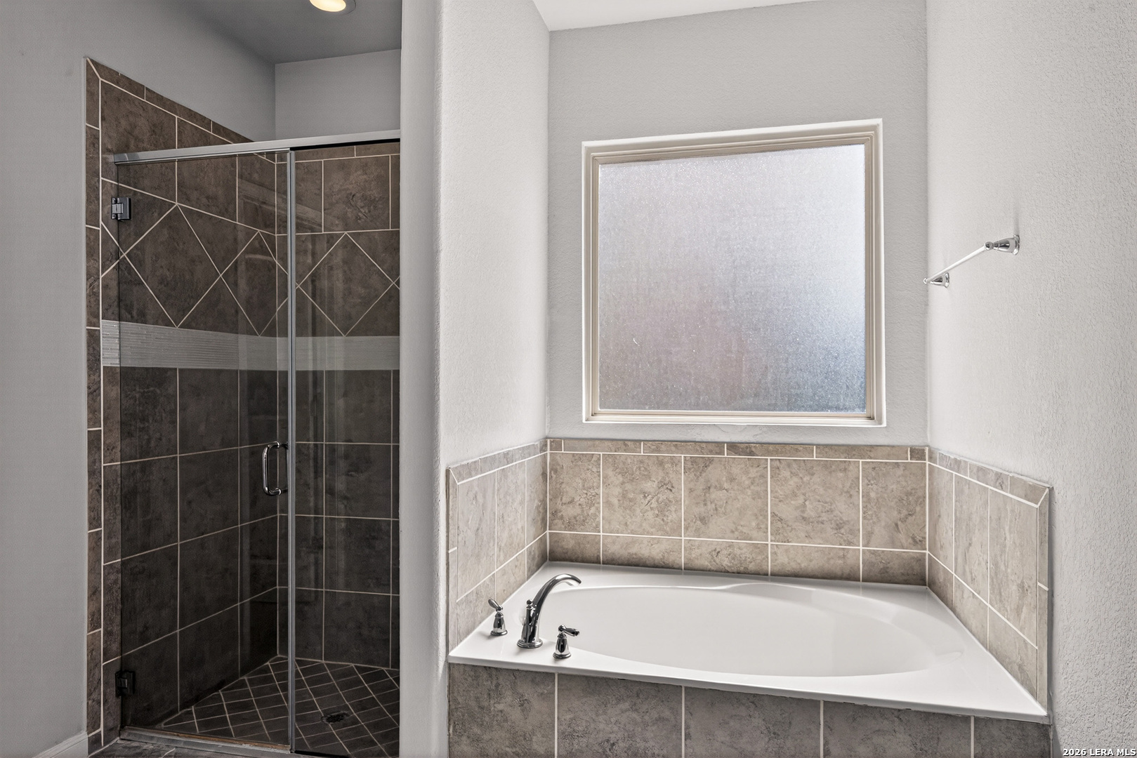 10426 Rosalina Loop Converse, TX 78109 - Photo 19 of 38