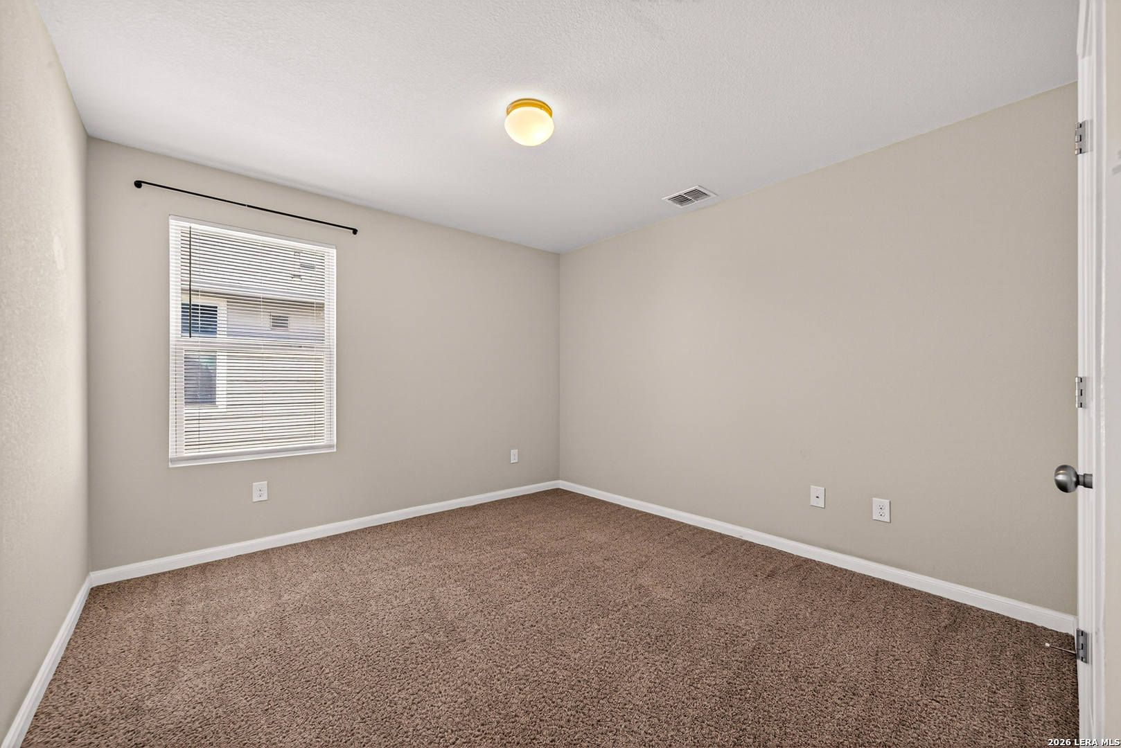 10426 Rosalina Loop Converse, TX 78109 - Photo 25 of 38