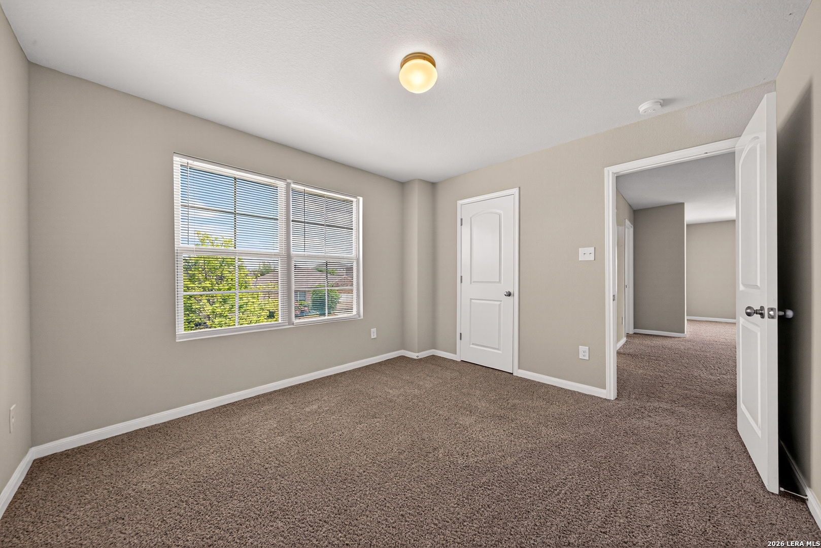 10426 Rosalina Loop Converse, TX 78109 - Photo 28 of 38