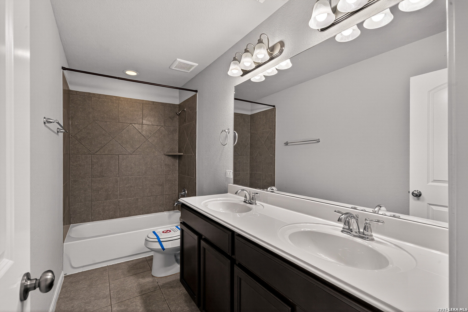 10426 Rosalina Loop Converse, TX 78109 - Photo 29 of 38
