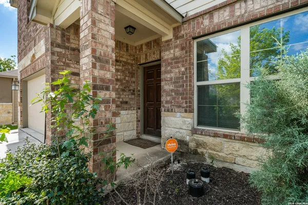 $2,395 | 10426 Rosalina Loop, Converse, TX 78109