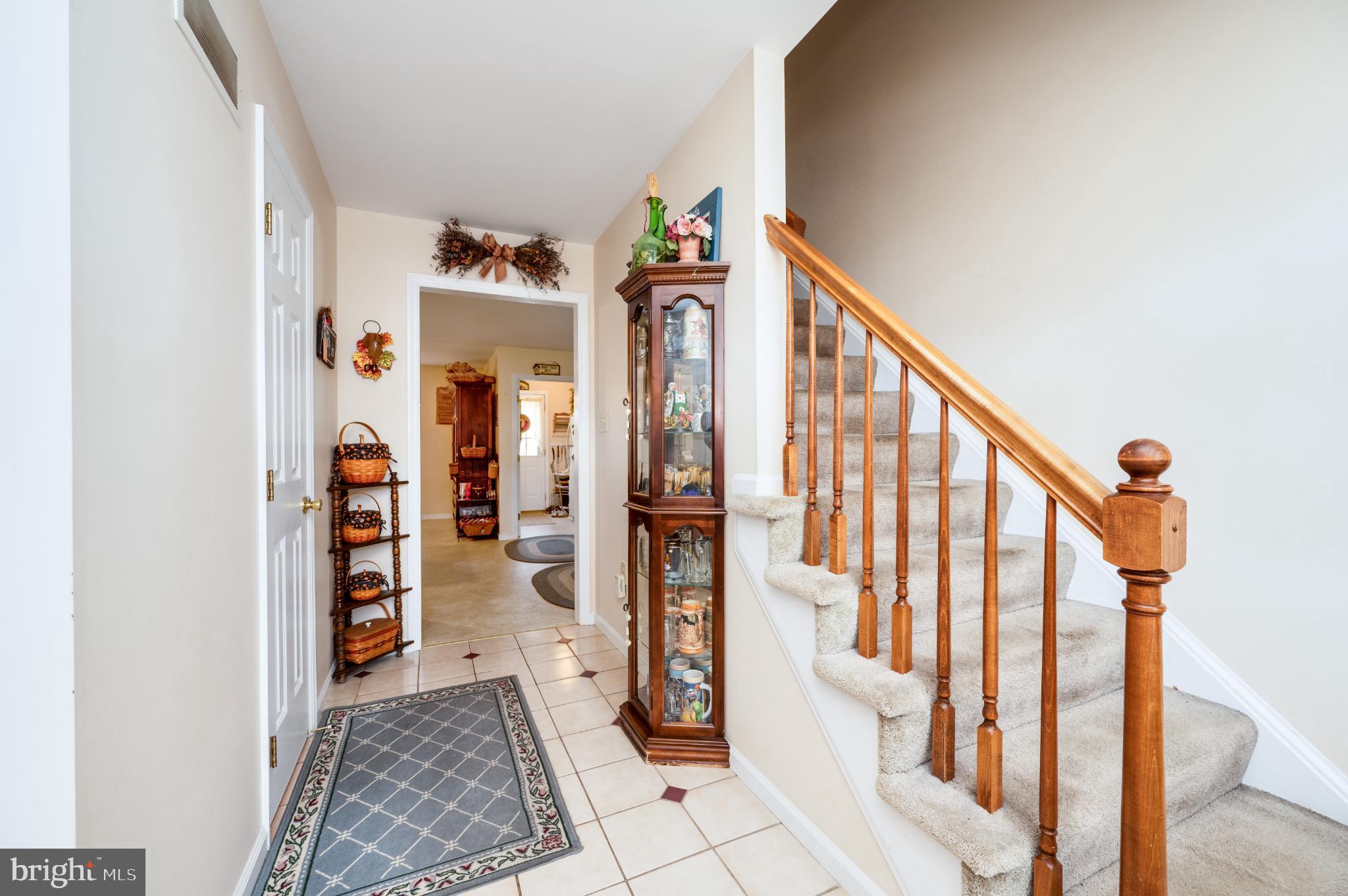 1052 Boeshore Circle Reading, PA 19605 - Photo 23 of 72 a view of an entryway with wooden floor