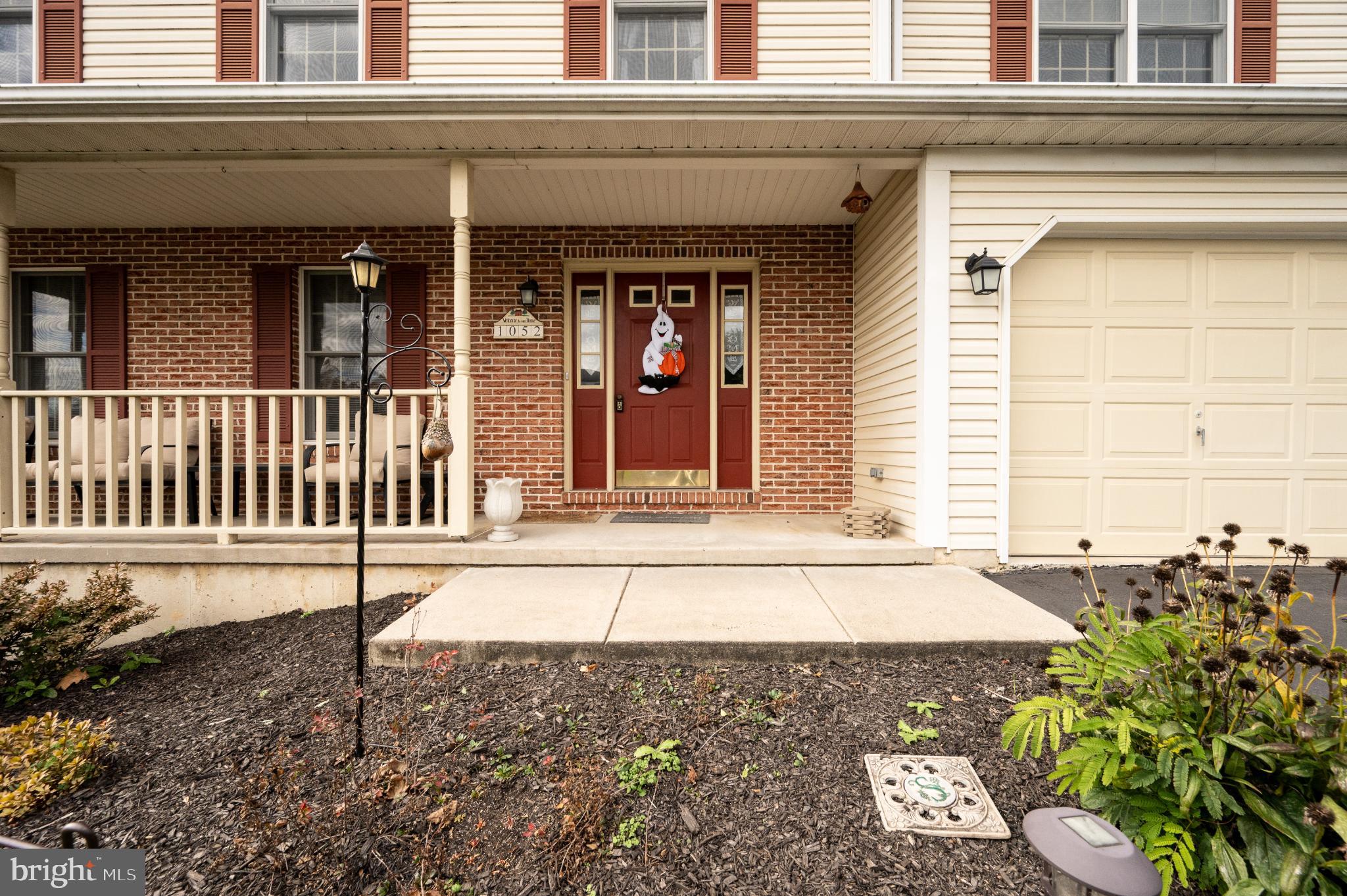 1052 Boeshore Circle Reading, PA 19605 - Photo 6 of 72 front view of a house