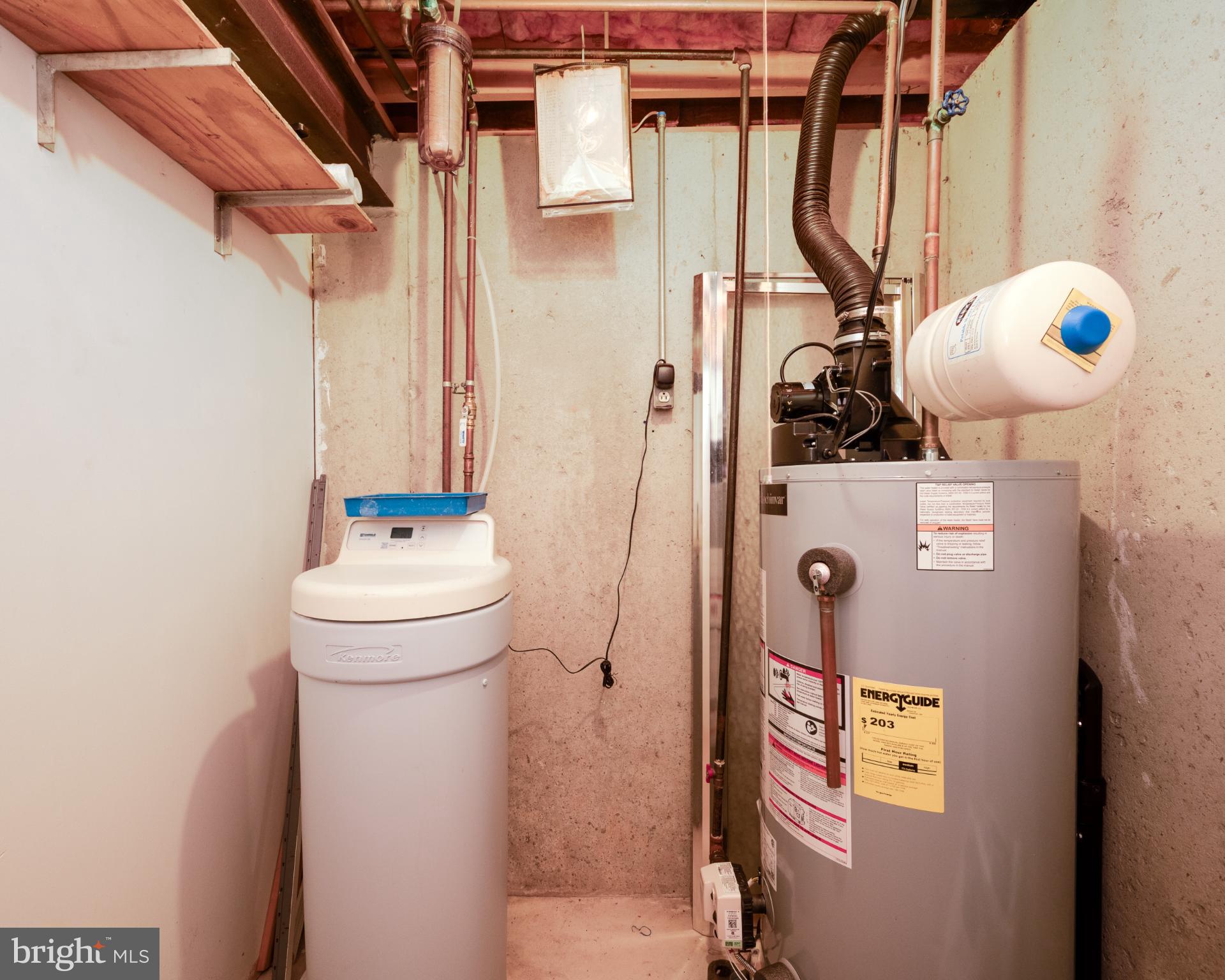 1052 Boeshore Circle Reading, PA 19605 - Photo 63 of 72 Gas Hot Water