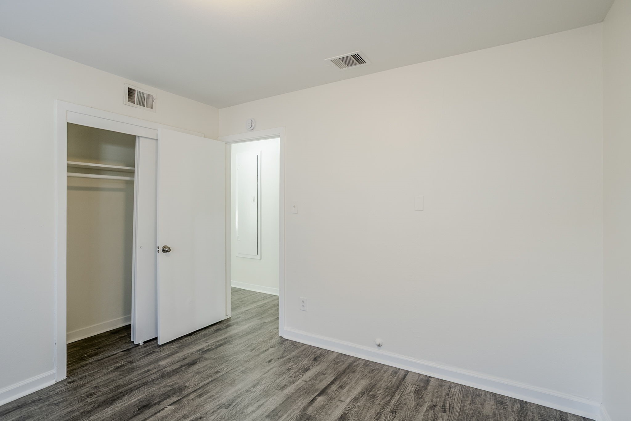 6434 Leader Street Houston, TX 77074 - Photo 37 of 46 a view of an empty room