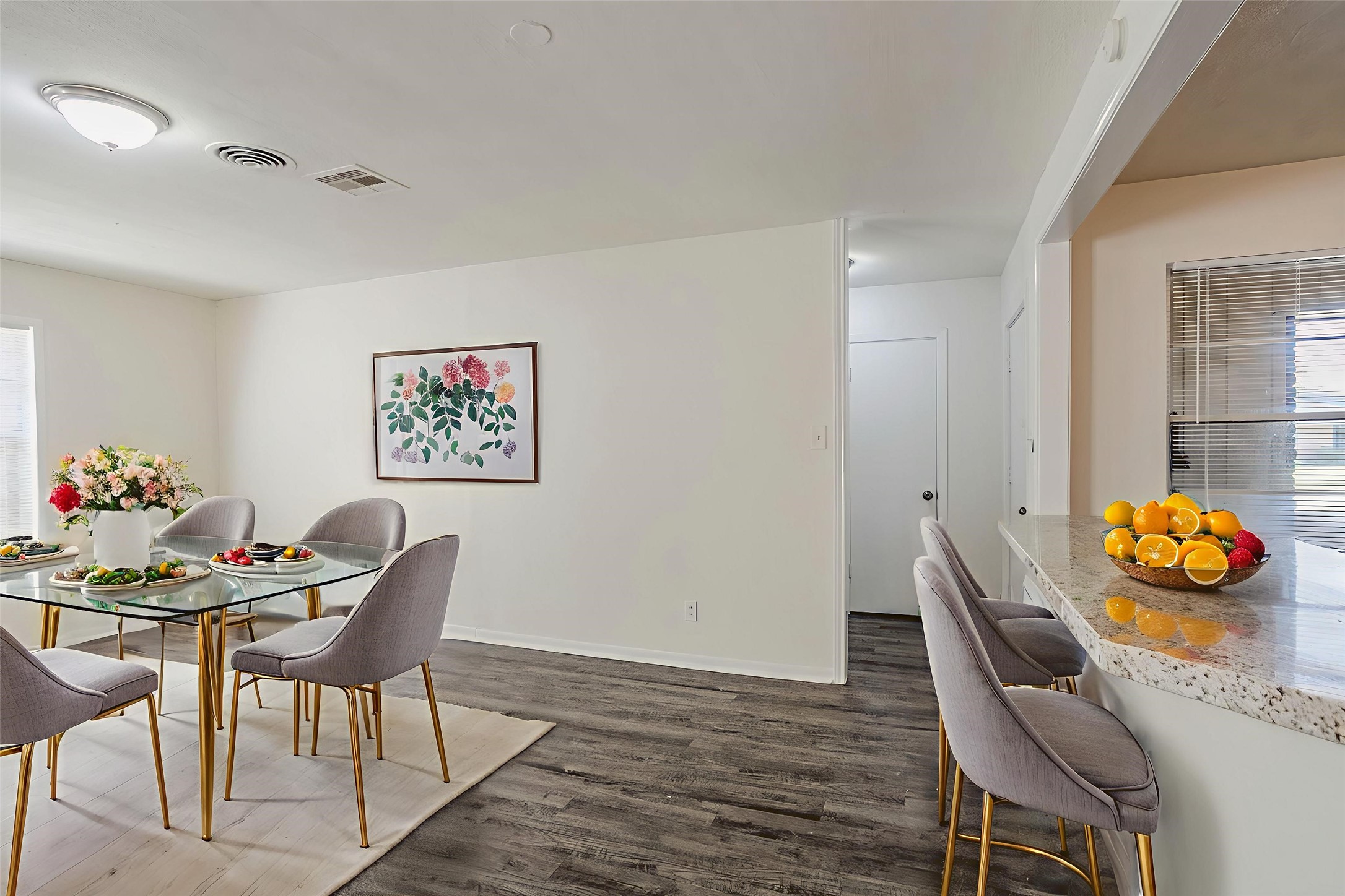 6434 Leader Street Houston, TX 77074 - Photo 5 of 46 a dining room with furniture and window