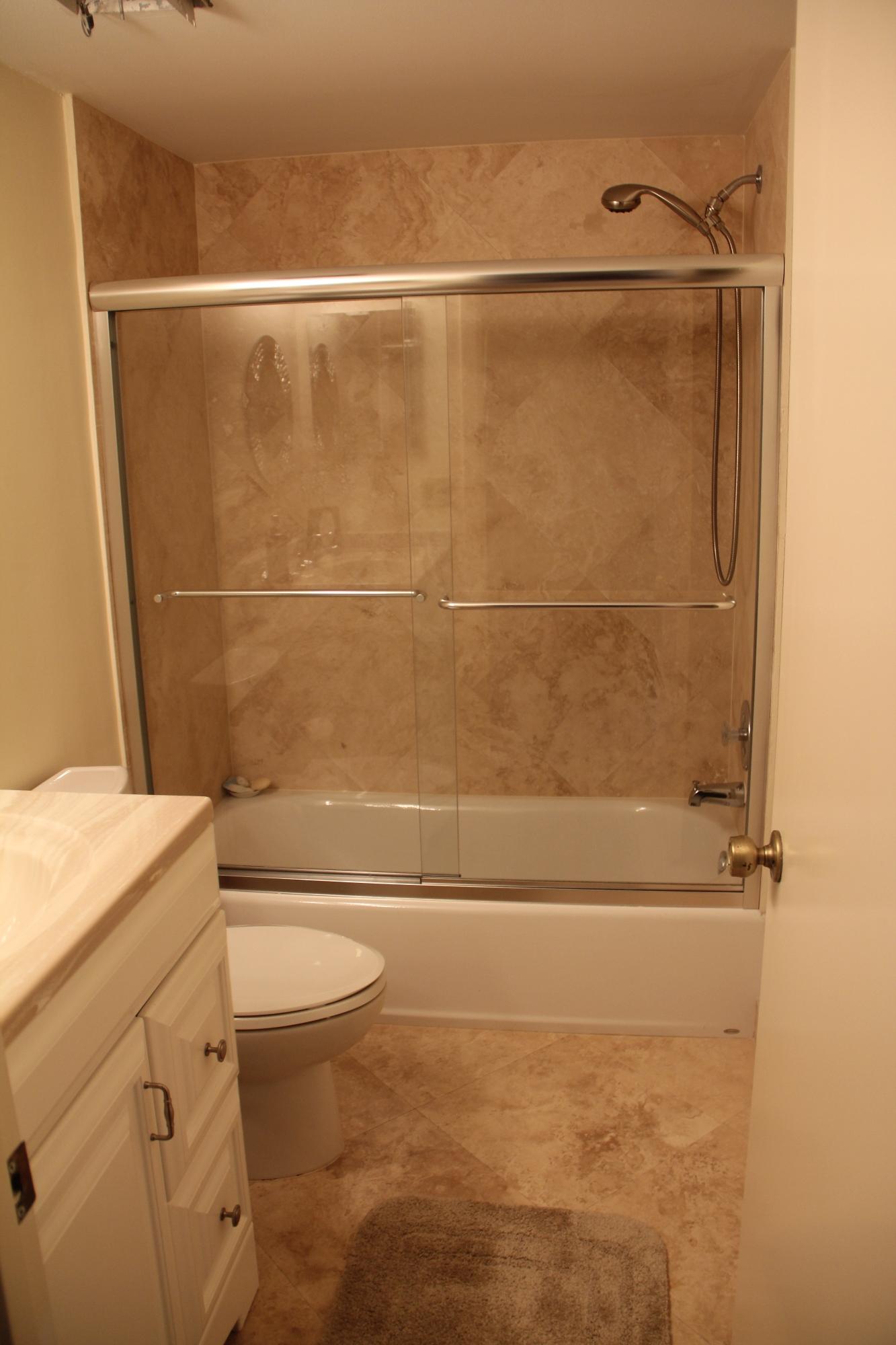 22052 Palms Way, Unit 104 Boca Raton, FL 33433 - Photo 17 of 18 Bathroom