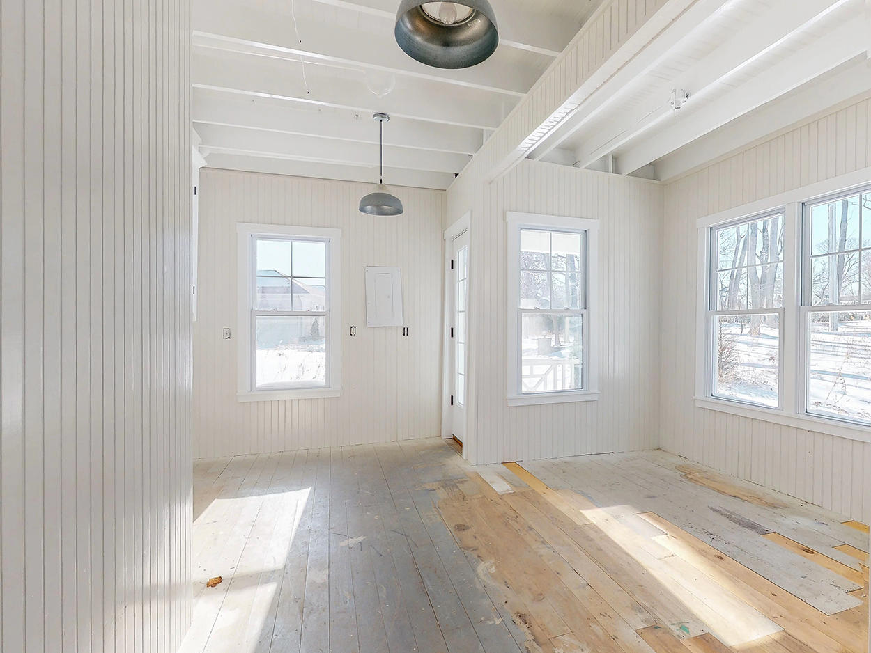 12 Tides Edge Road Cape Elizabeth, ME 04107 - Photo 22 of 59 110-Kitchen1