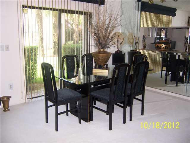 350 Club Circle, Unit 110 Boca Raton, FL 33487 - Photo 7 of 21 Dining Room