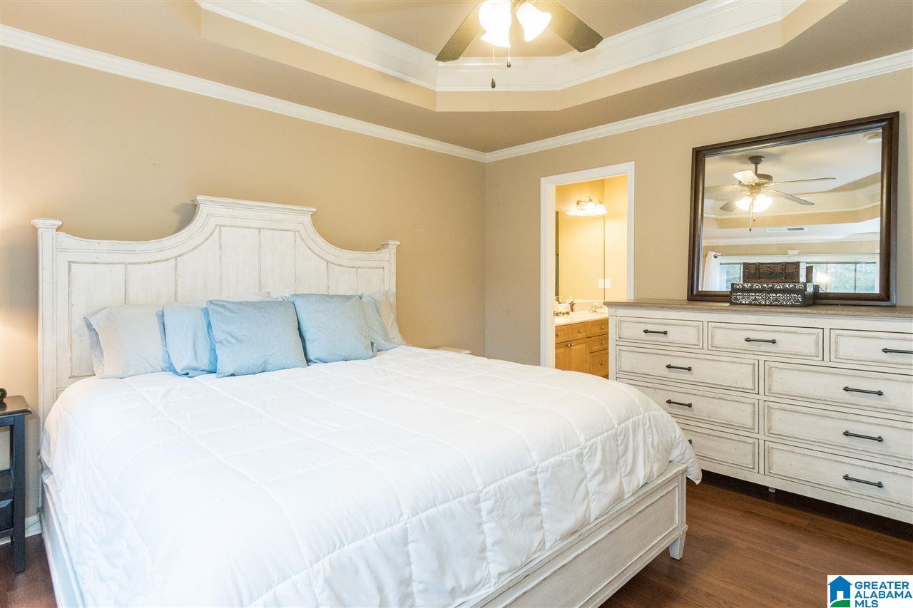 526 Cahaba Manor Lane Pelham, AL 35124 - Photo 22 of 41