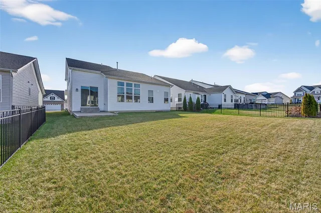 $3,250 | 111 Maelin Drive, Lake St. Louis, MO 63367