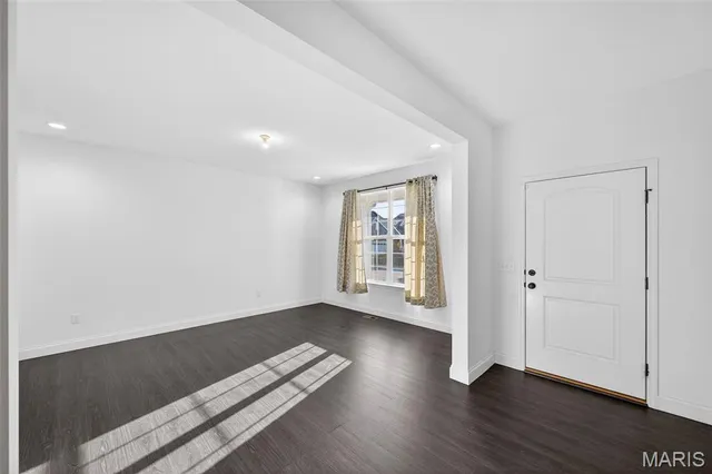 $3,250 | 111 Maelin Drive, Lake St. Louis, MO 63367