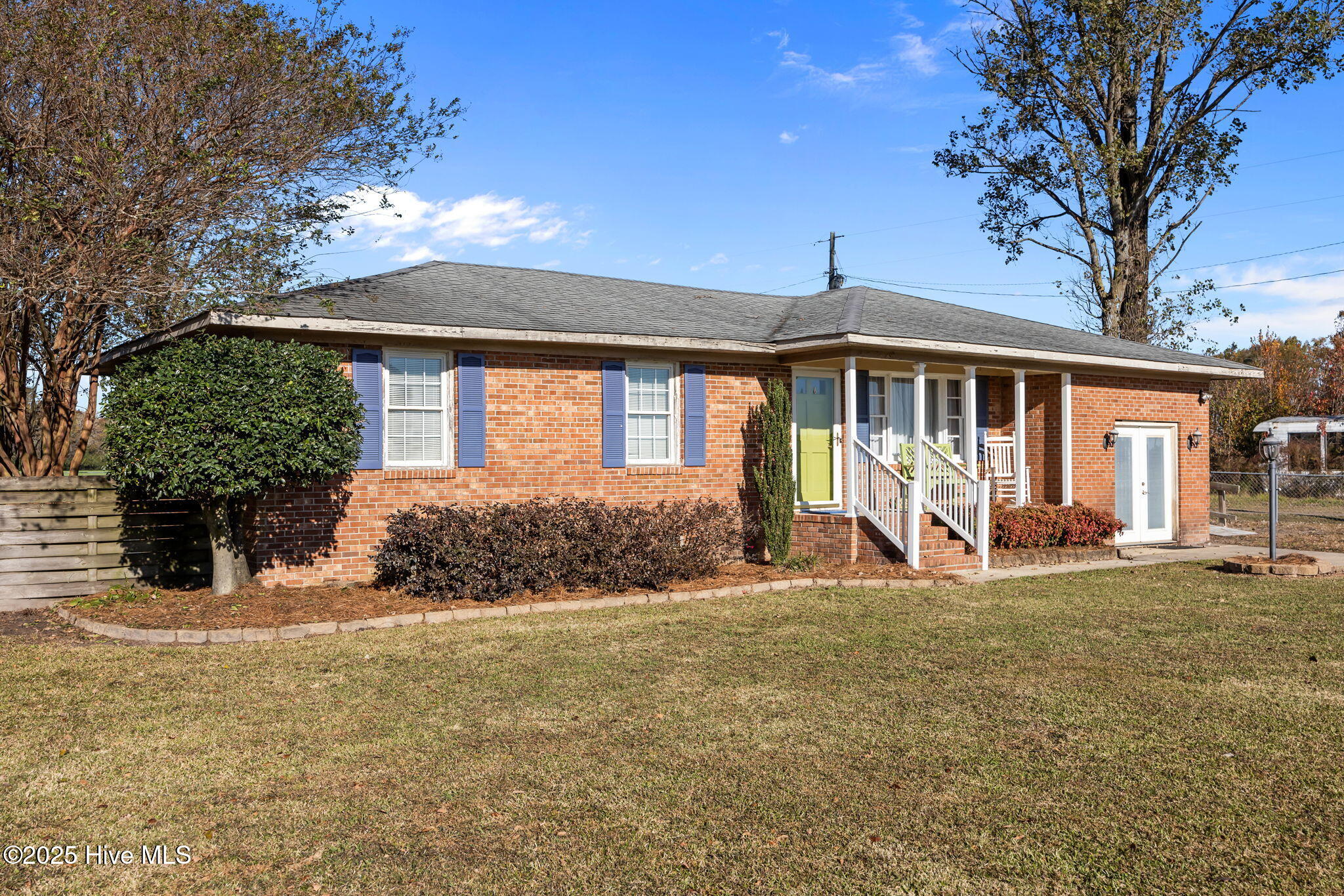 2168 Hugo Road Kinston, NC 28501 - Photo 3 of 55 3-web-or-mls-IMG_4632