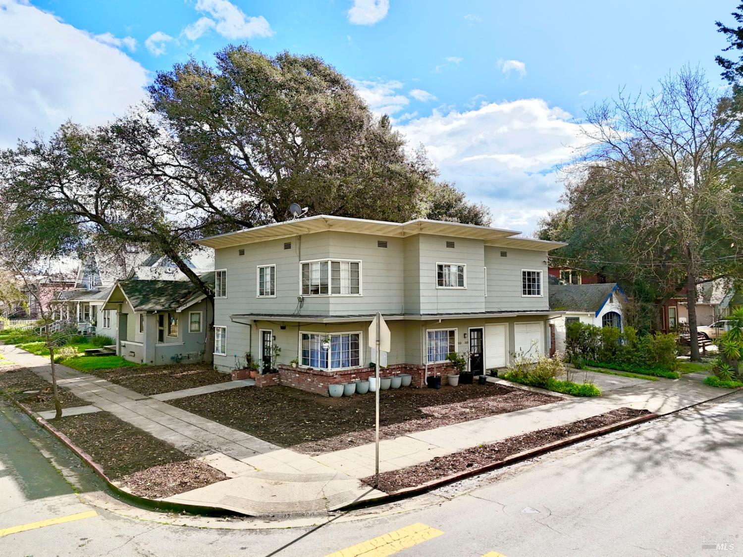 900 Cherry Street Santa Rosa, CA 95404 - Photo 1 of 24