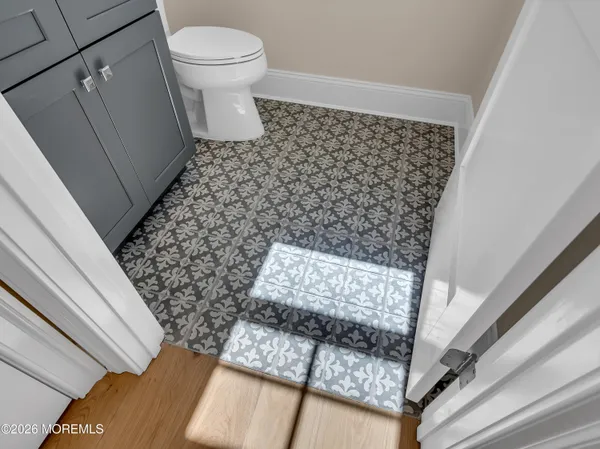 a bathroom with a toilet