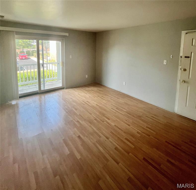 12114 Natural Bridge Road, Unit H Bridgeton, MO 63044 - Photo 4 of 15 Gallery Image 4