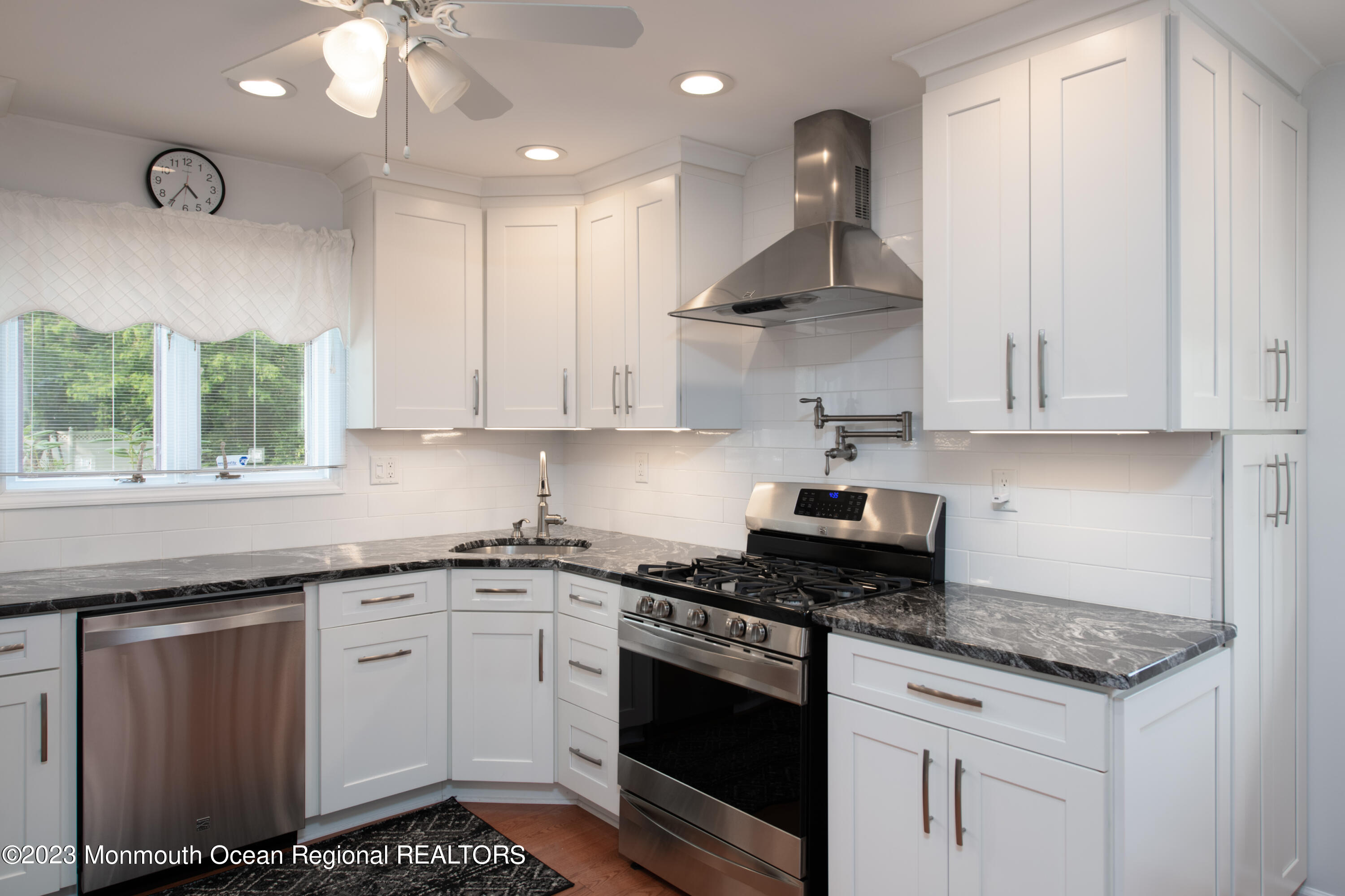 268 Harmony Road Middletown, NJ 07748 - Photo 15 of 50 A9CD2174-FEFB-4064-8AE8-19088C740BA3