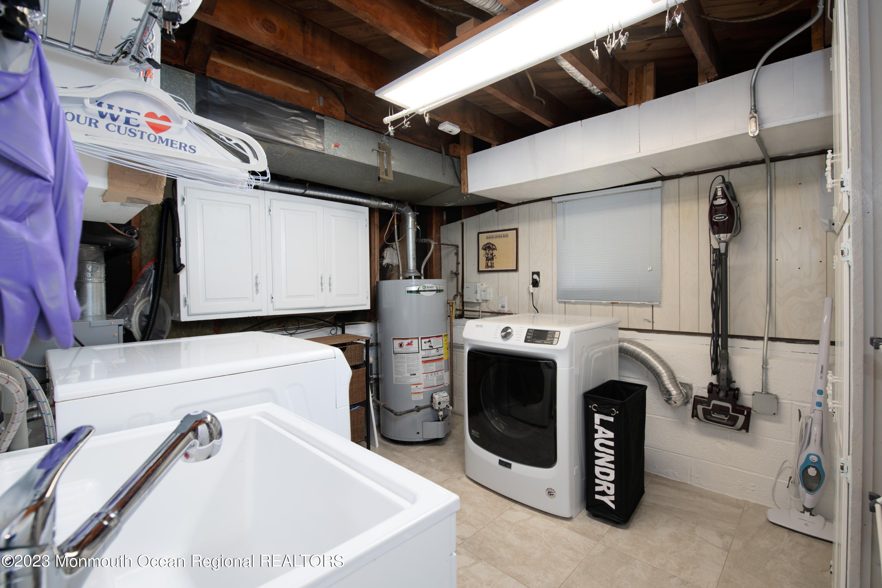 268 Harmony Road Middletown, NJ 07748 - Photo 31 of 50 5DA93111-37A5-4B0E-ABE3-475548C5B56C