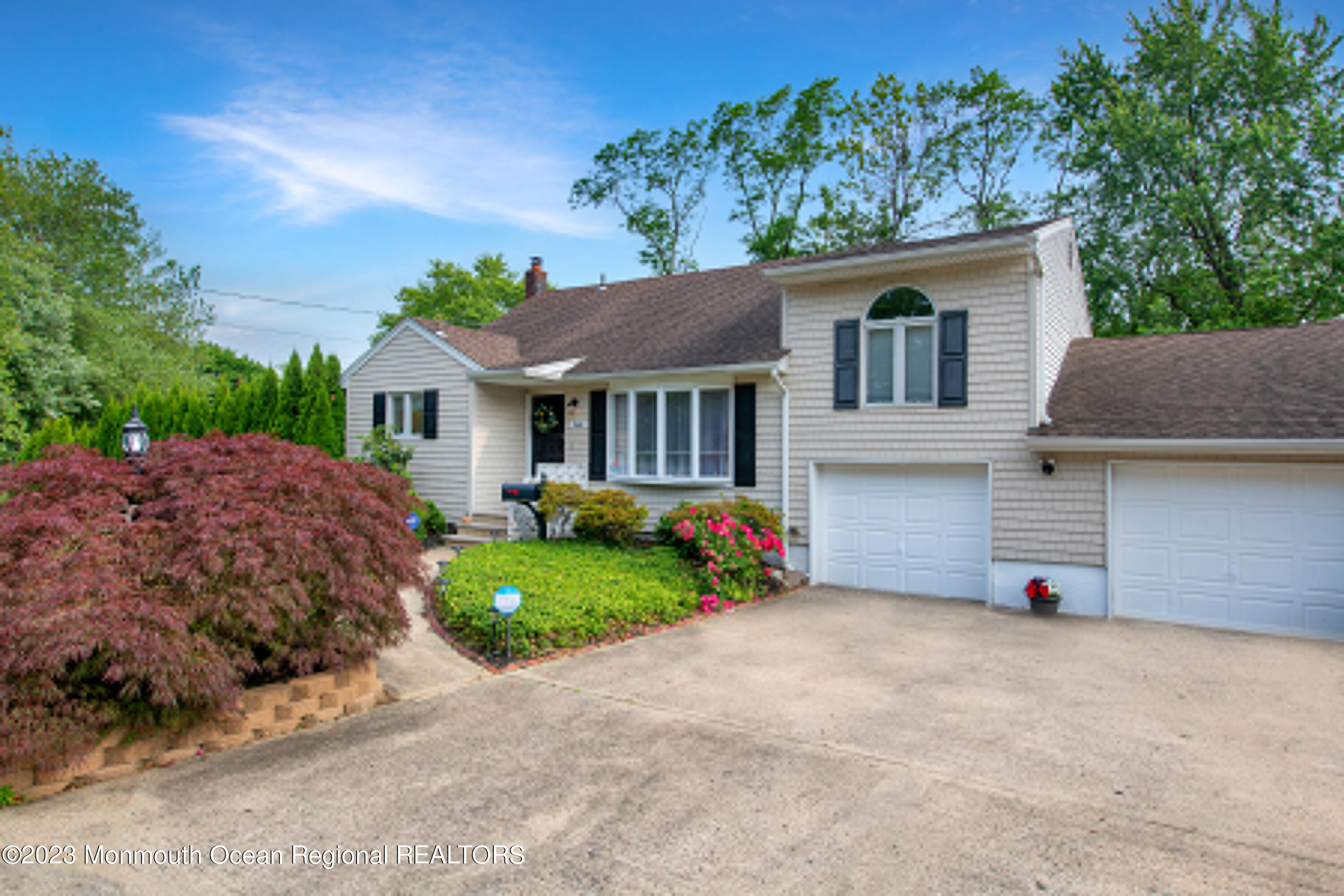 268 Harmony Road Middletown, NJ 07748 - Photo 4 of 50 BAP_0322 (1)