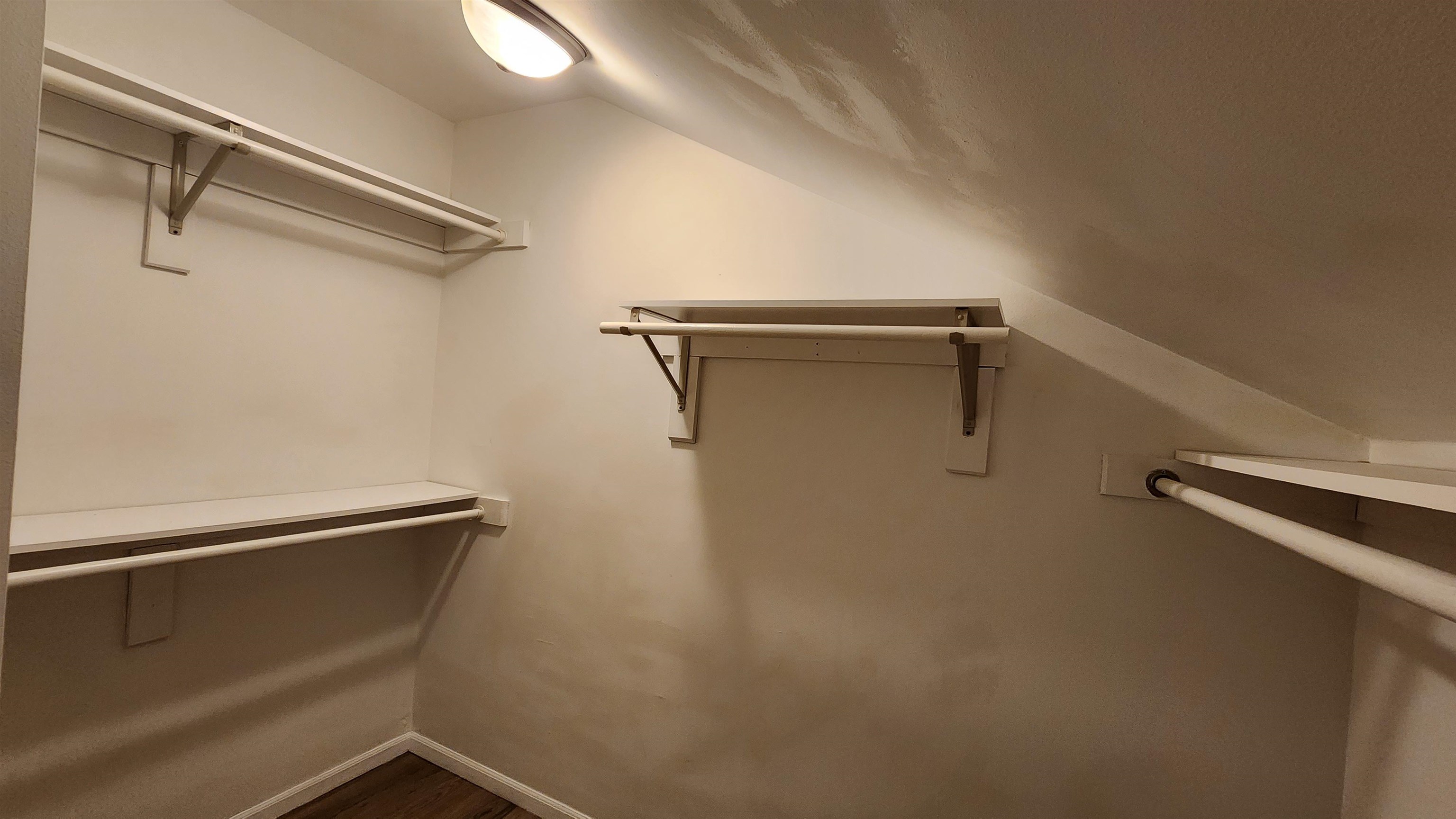 960 Rockefeller Lane Madison, WI 53704 - Photo 37 of 45