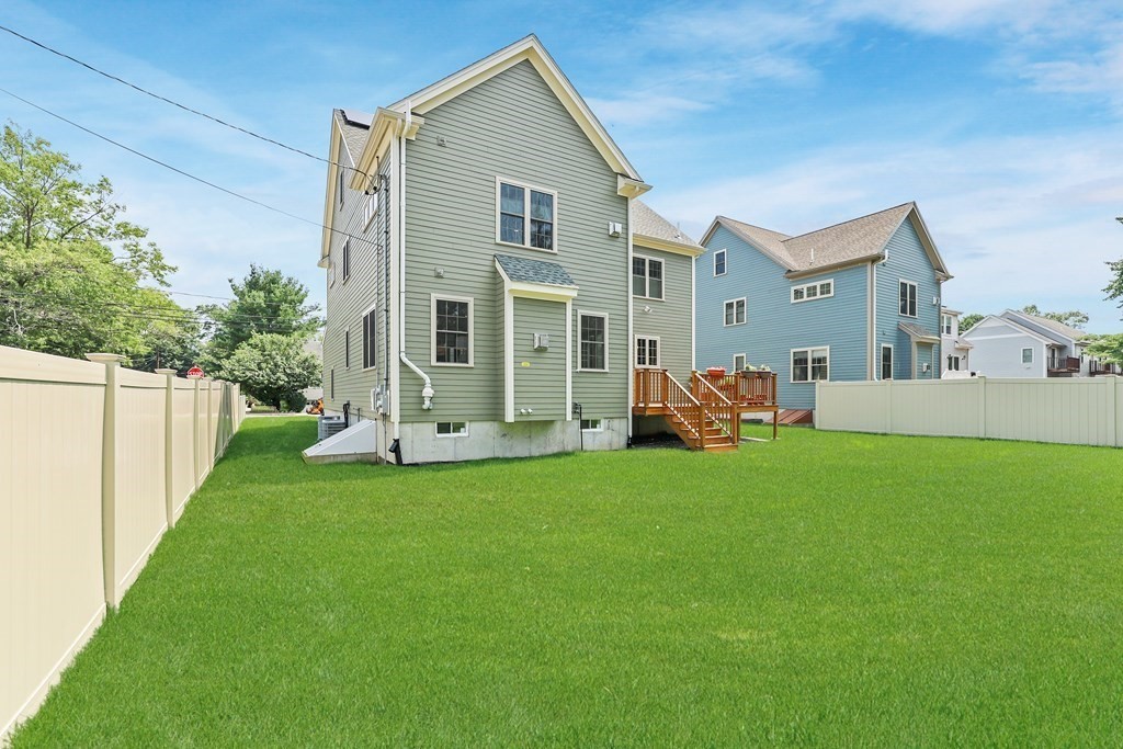 85 Searle Road Boston, MA 02132 - Photo 9 of 42 Gallery Image 9