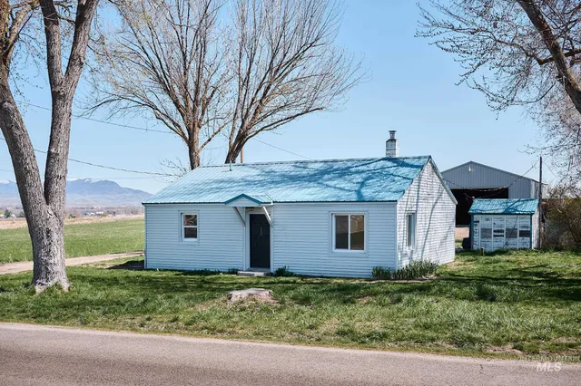 $580,000 | 3512 Bowman Road, Emmett, ID 83617