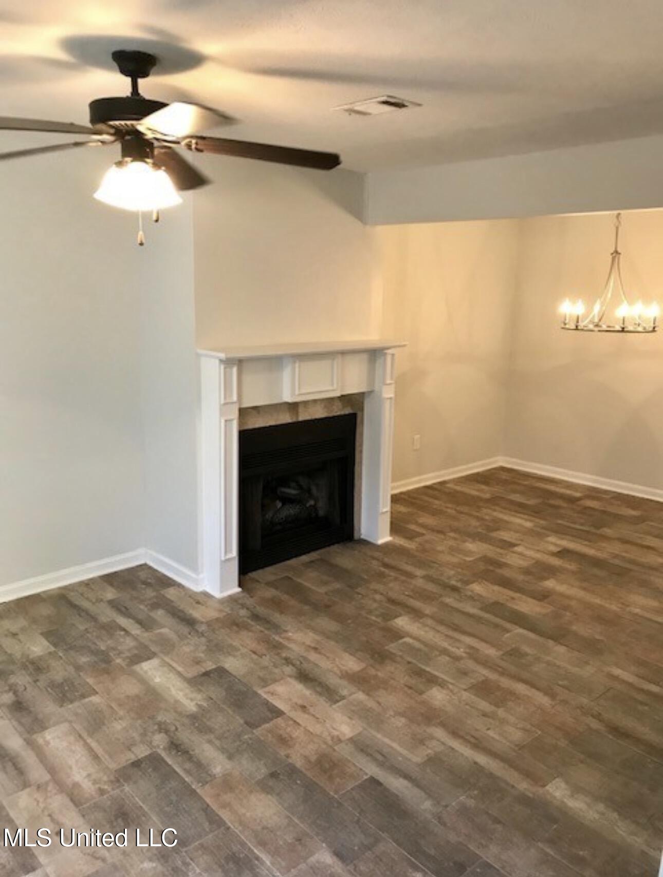 3309 North State Street, Unit D Jackson, MS 39216 - Photo 3 of 17 IMG_7331