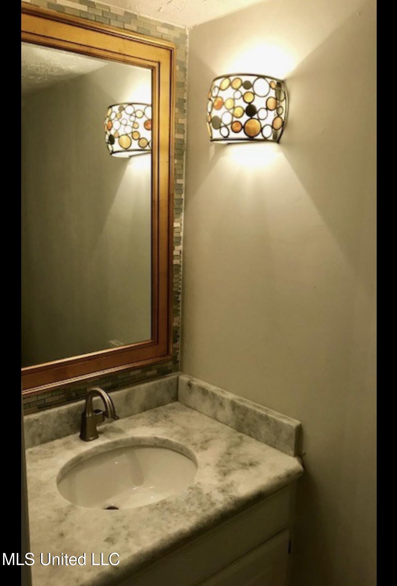 3309 North State Street, Unit D Jackson, MS 39216 - Photo 10 of 17 IMG_7336