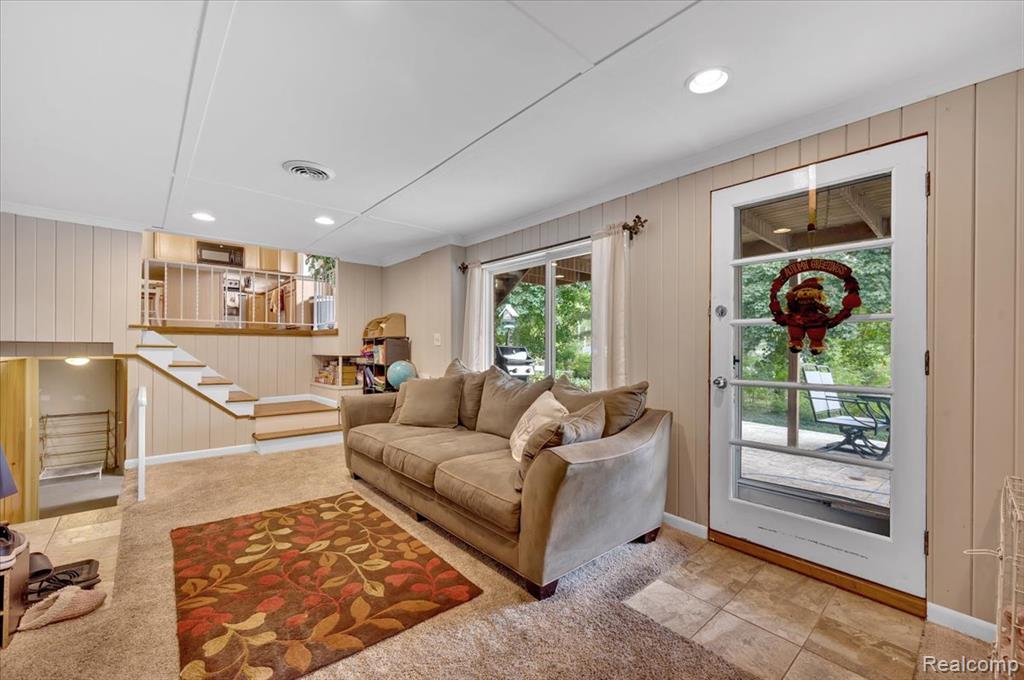 2771 Hillendale Drive Rochester Hills, MI 48309 - Photo 23 of 40
