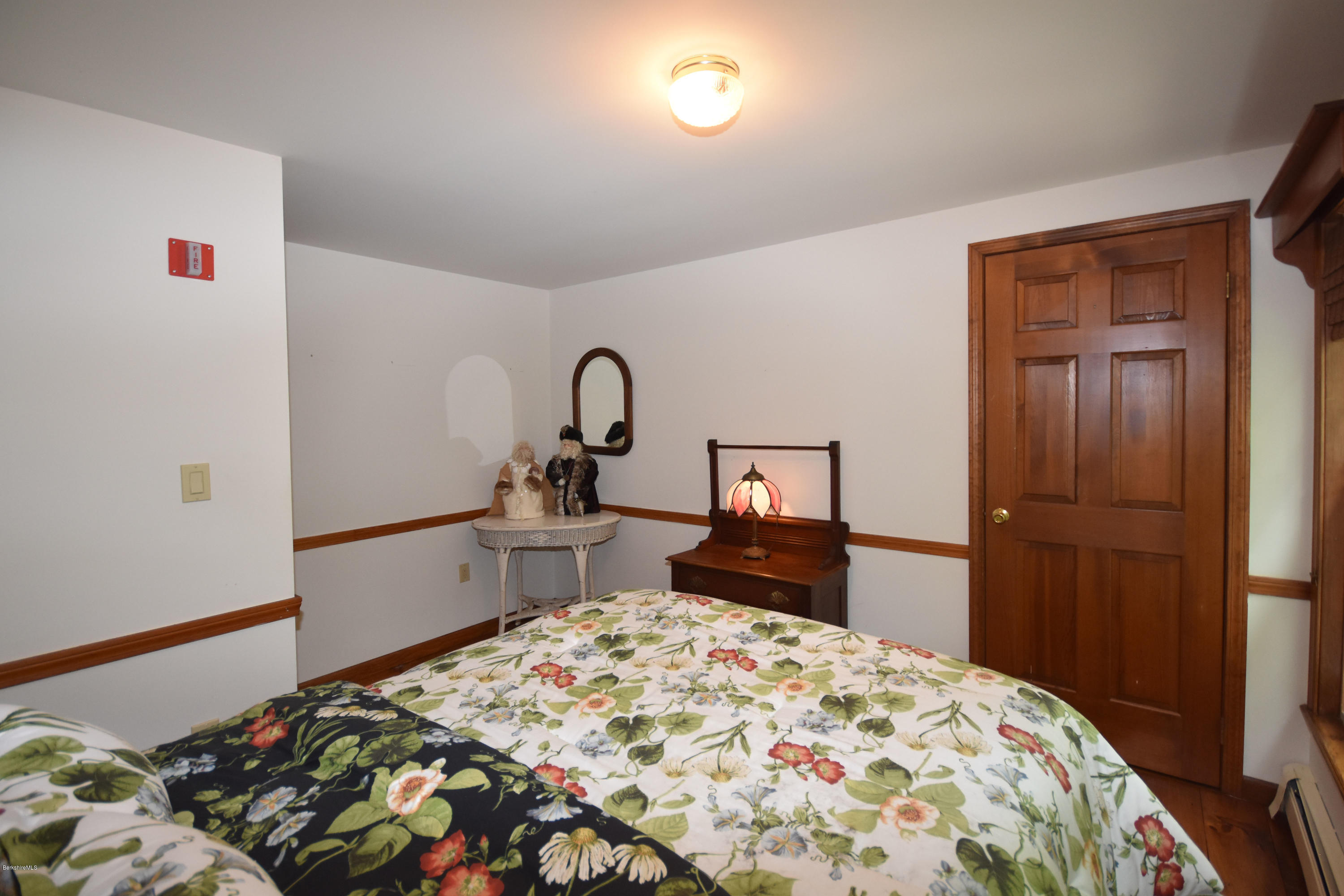 145 Melbourne Road Pittsfield, MA 01201 - Photo 35 of 55 Bedroom #3