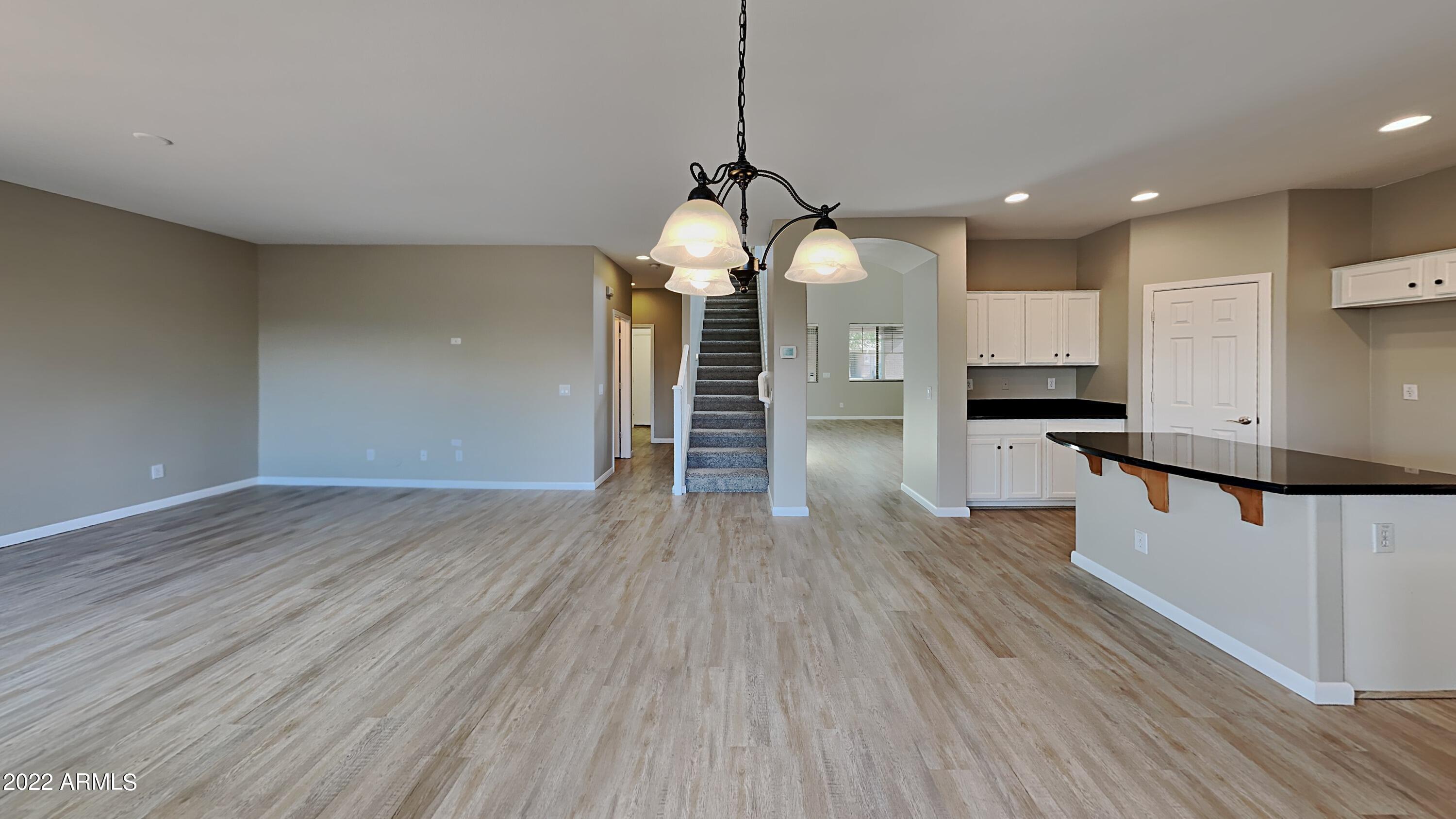 2535 West Beverly Rd. Phoenix, AZ 85041 - Photo 3 of 10 1_Image_Vk4m6yAO8t