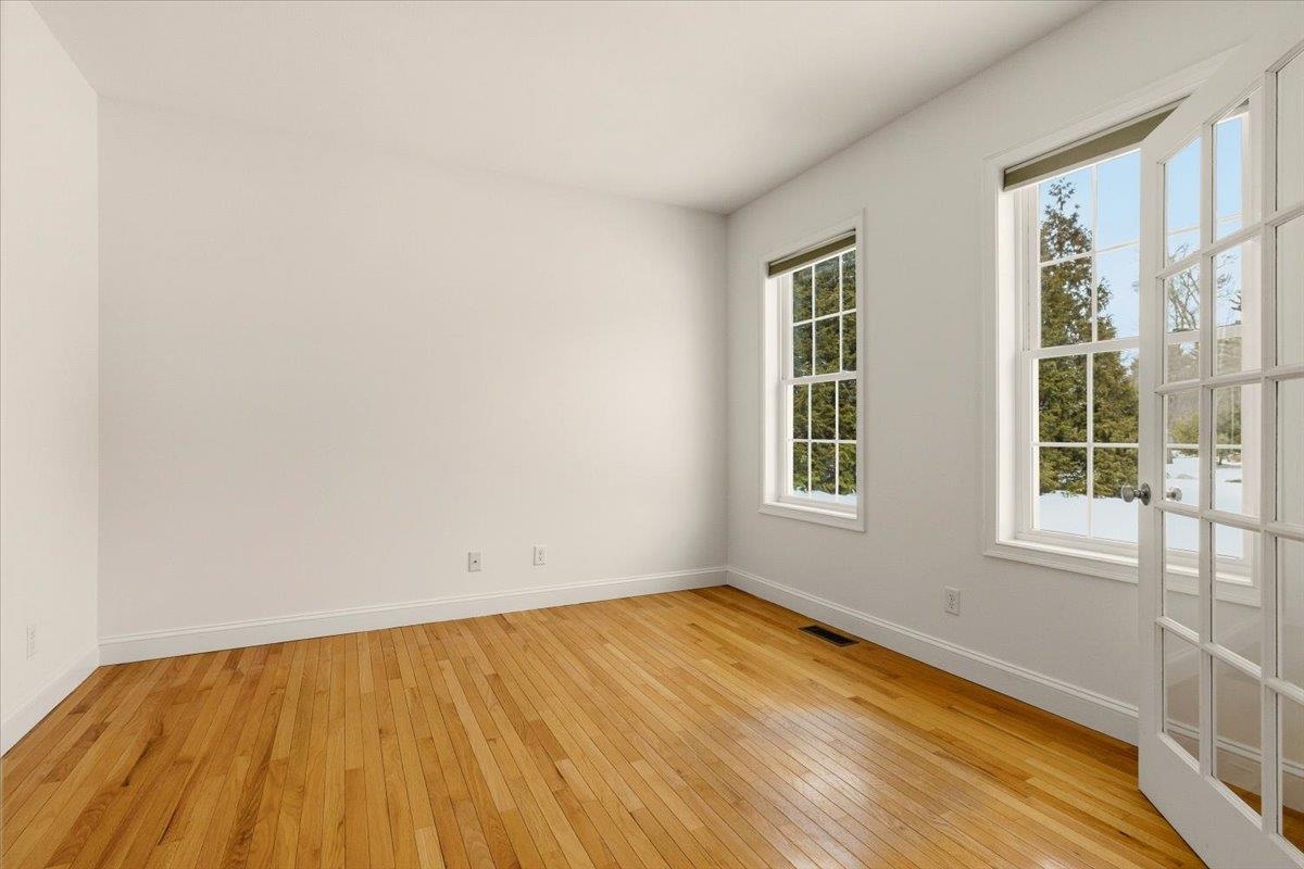 11 Gable Drive Epping, NH 03042 - Photo 16 of 48