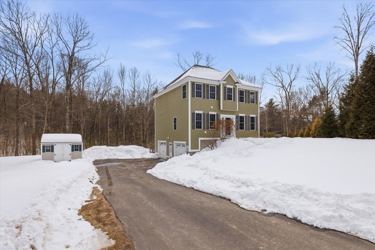 11 Gable Drive Epping, NH 03042 - Photo 37 of 48