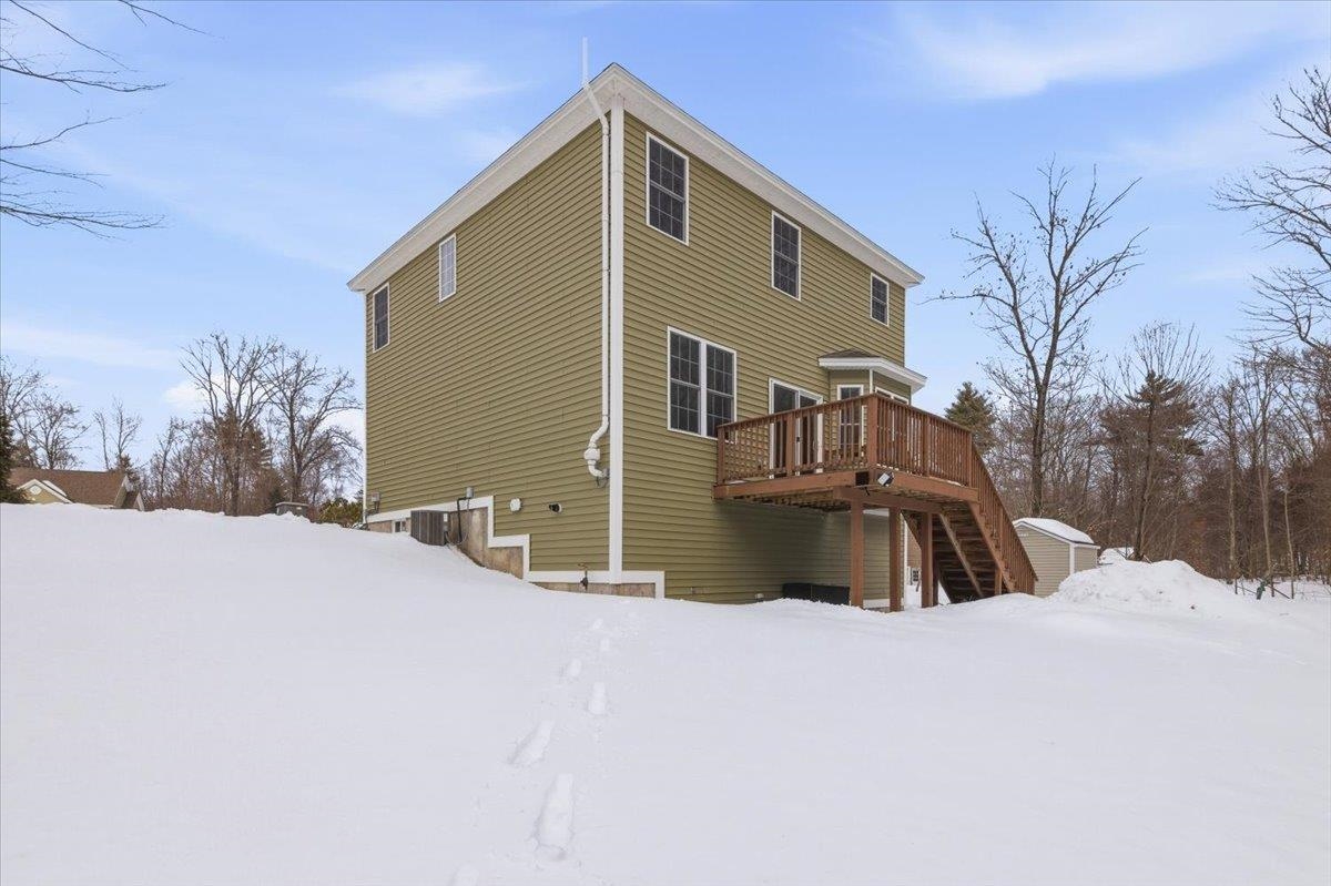 11 Gable Drive Epping, NH 03042 - Photo 44 of 48