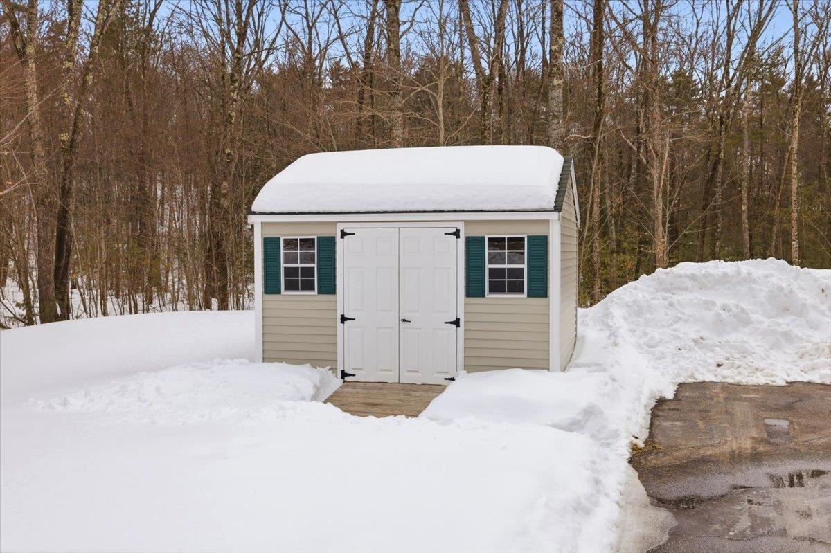 11 Gable Drive Epping, NH 03042 - Photo 45 of 48
