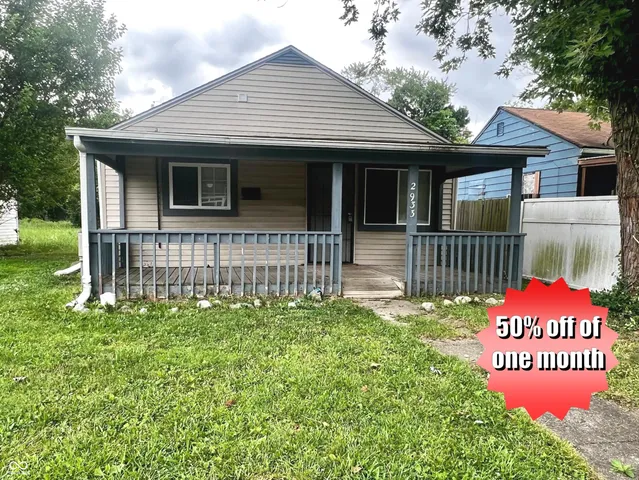 $950 | 2933 North Gladstone Avenue, Indianapolis, IN 46218
