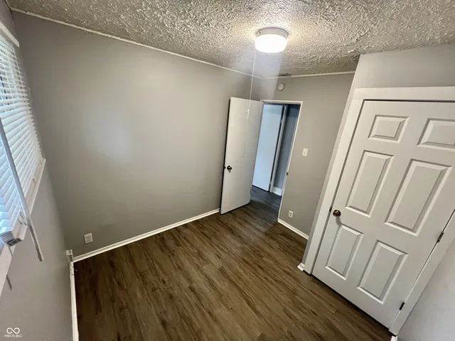 $950 | 2933 North Gladstone Avenue, Indianapolis, IN 46218