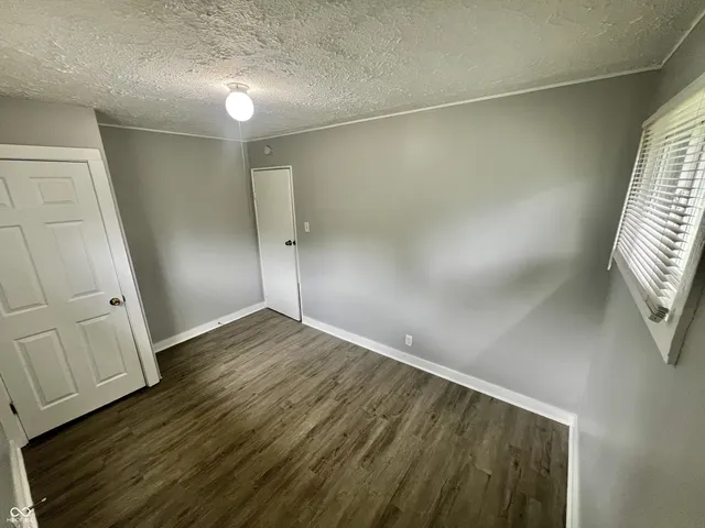 $950 | 2933 North Gladstone Avenue, Indianapolis, IN 46218