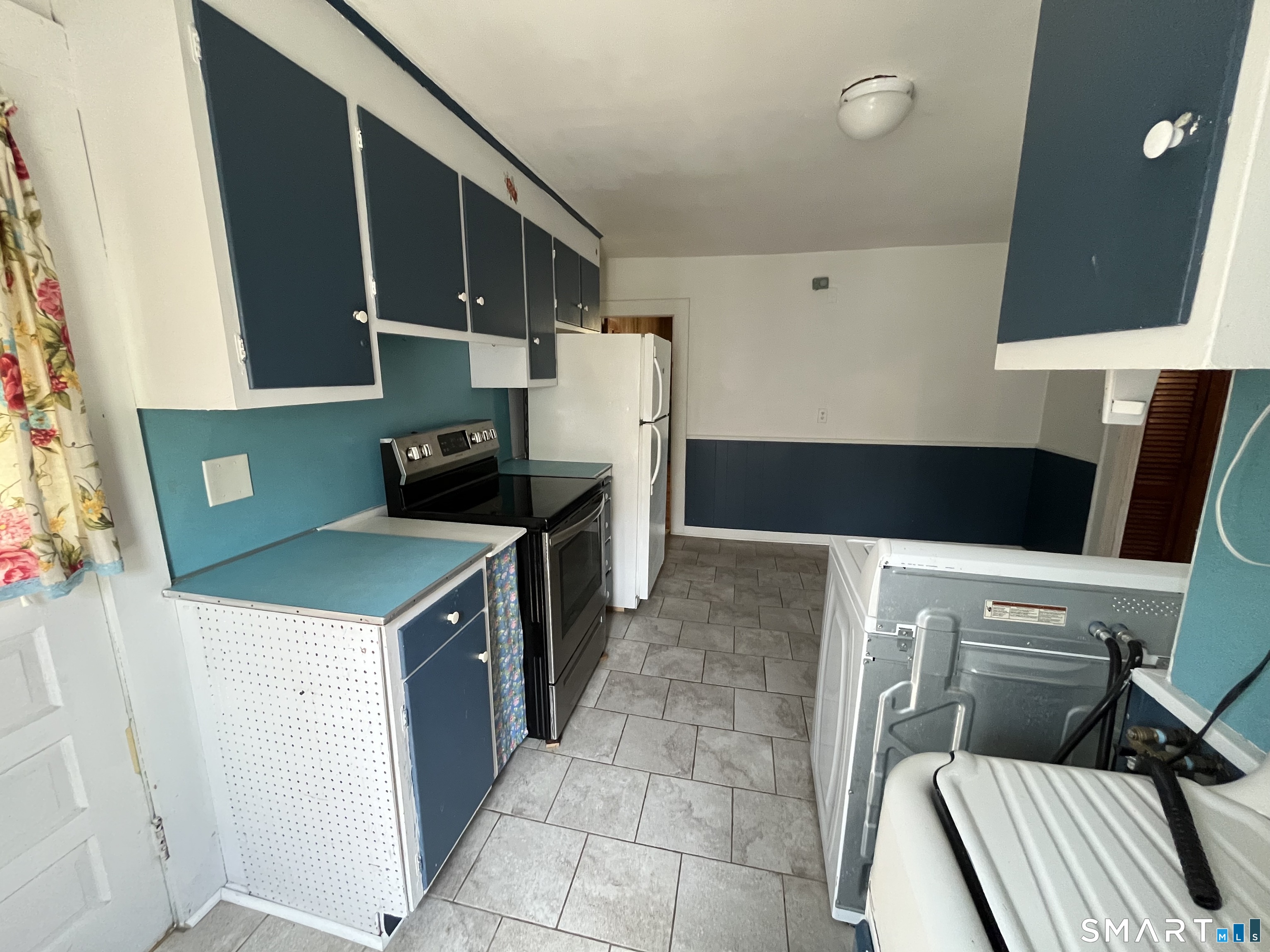 166 College Street, Unit 2 Middletown, CT 06457 - Photo 3 of 13