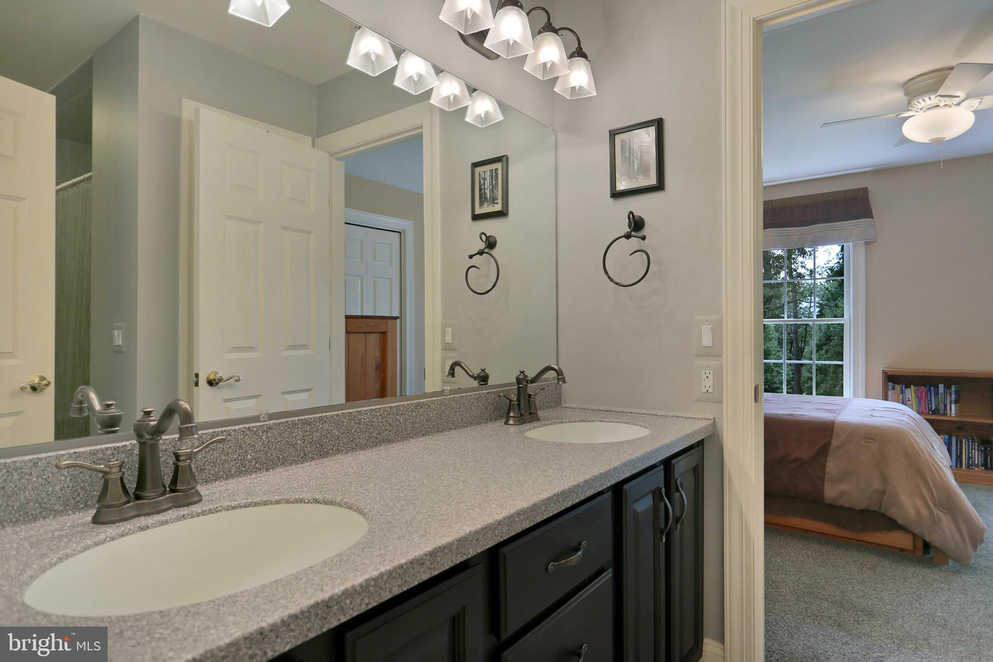 1565 Landvater Road Hummelstown, PA 17036 - Photo 28 of 48 Gallery Image 28