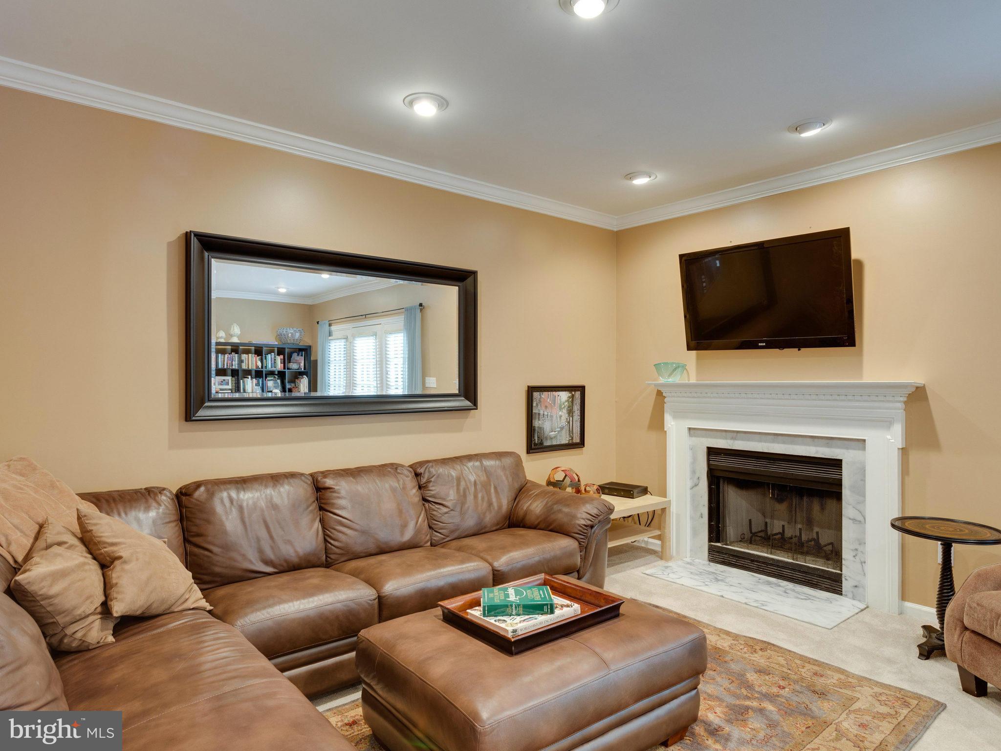 3788 Inverness Road Fairfax, VA 22033 - Photo 14 of 28 Family Room