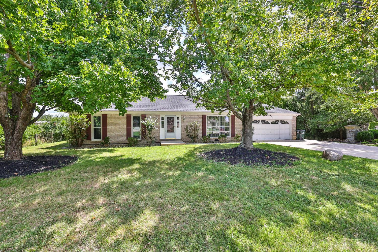 6035 Kyles Station Road Hamilton, OH 45011 - Photo 1 of 41