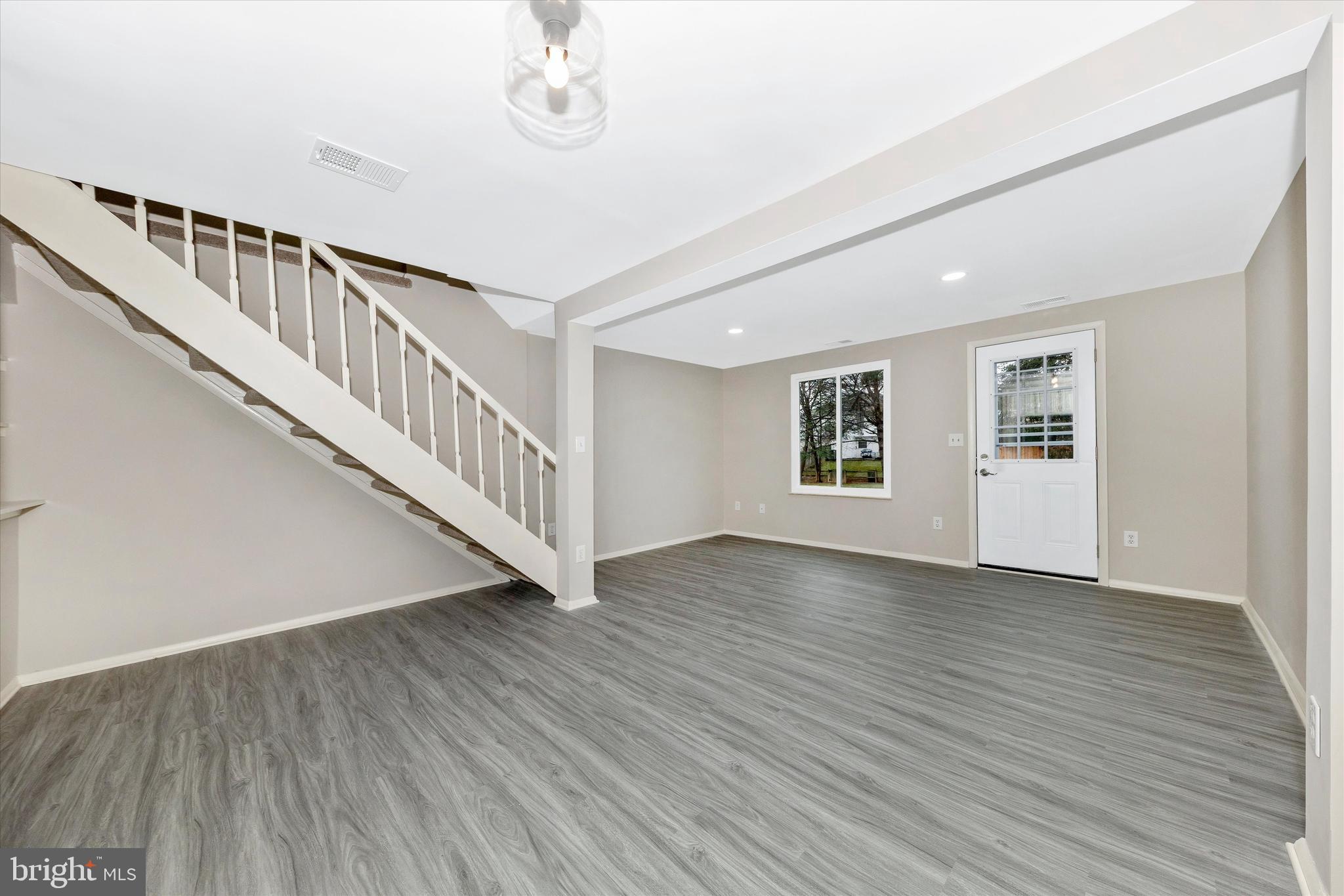 5818 Drawbridge Court Frederick, MD 21703 - Photo 13 of 40 New dining area light fixture