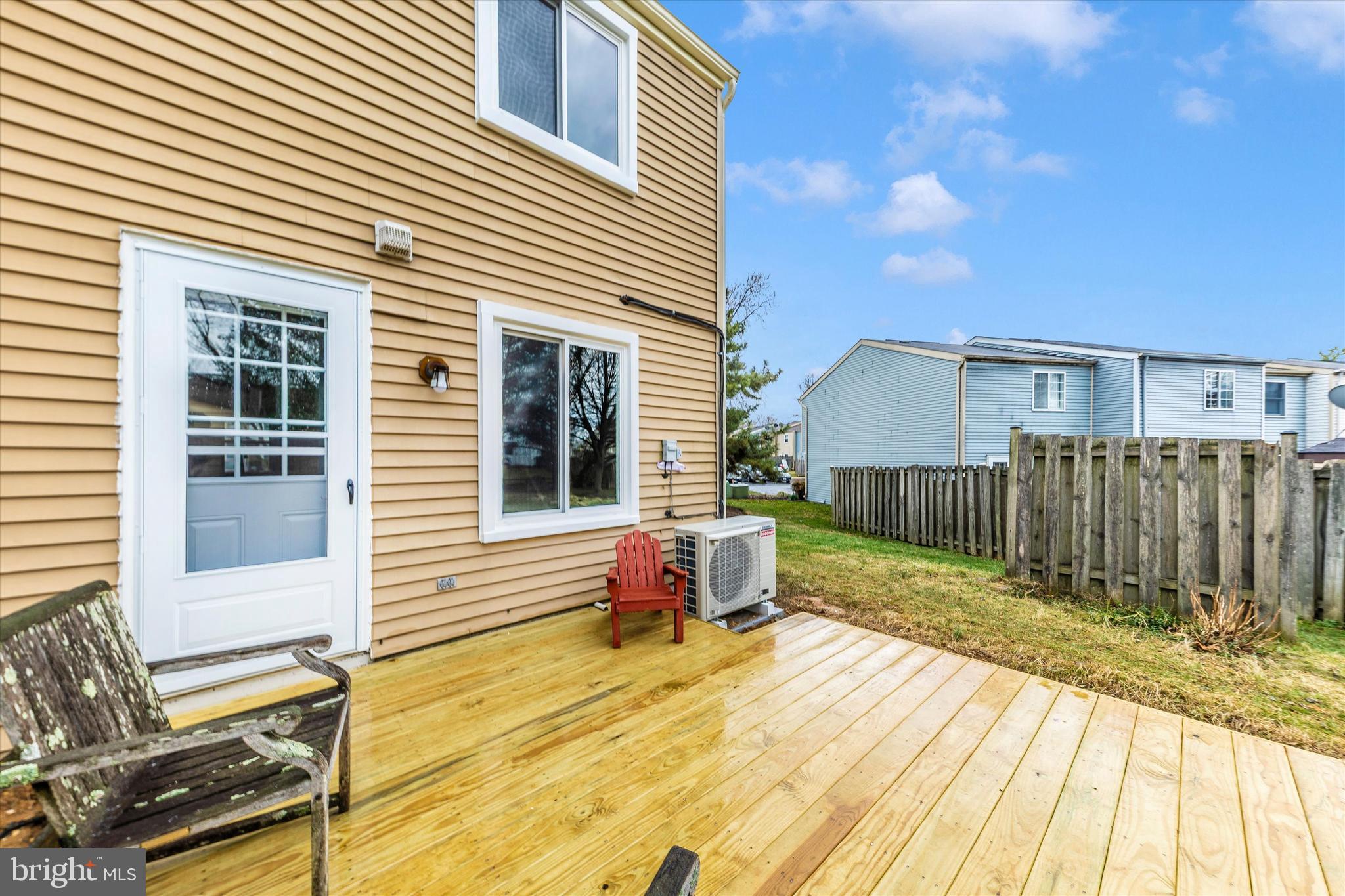 5818 Drawbridge Court Frederick, MD 21703 - Photo 38 of 40 New deck