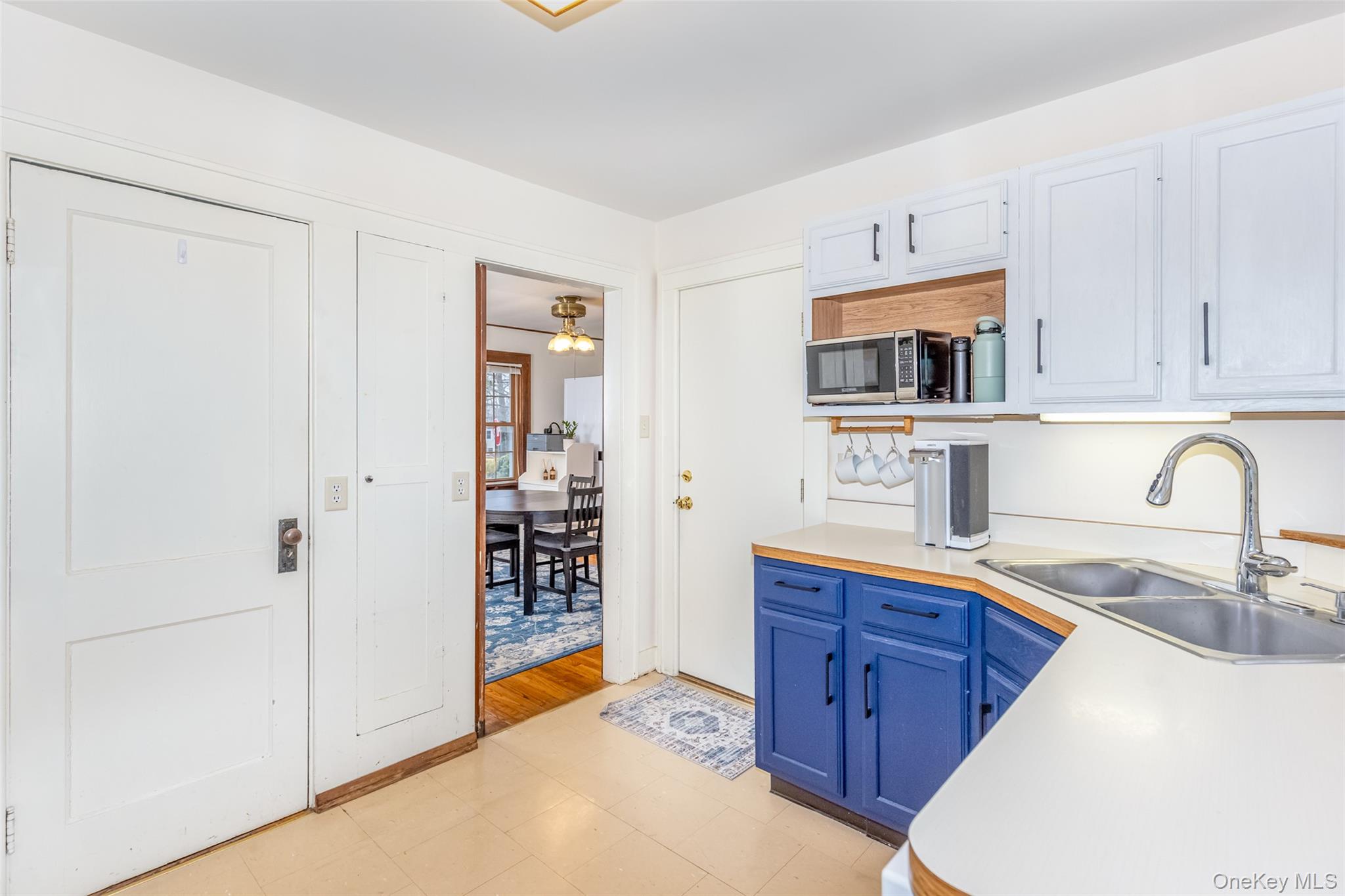 22 Millrock Road New Paltz, NY 12561 - Photo 5 of 16