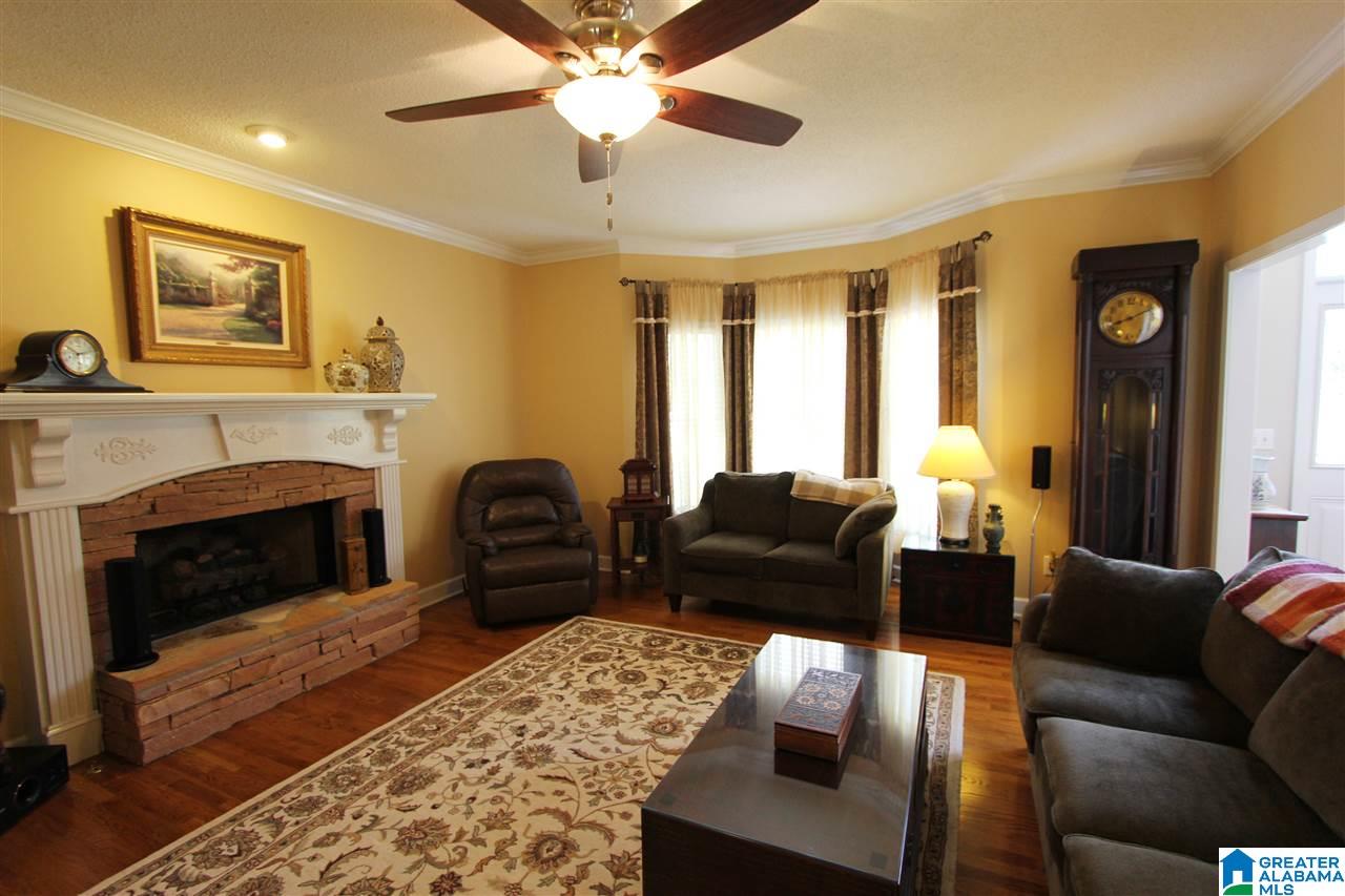 78 Thornwood Road Oxford, AL 36203 - Photo 3 of 50