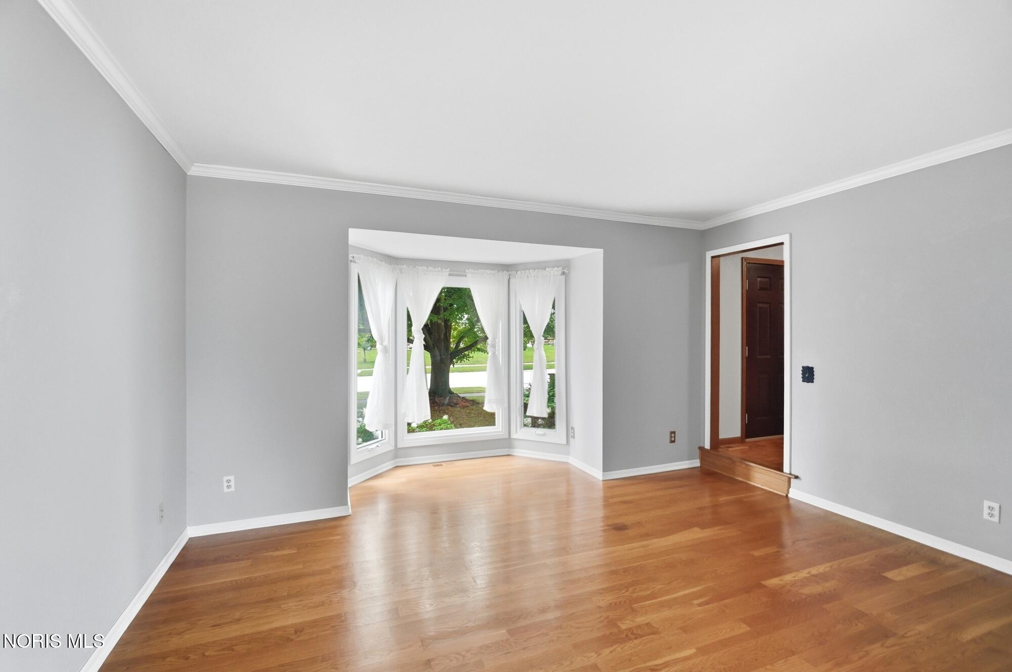 587 Rutledge Court Perrysburg, OH 43551 - Photo 6 of 44 Gallery Image 6
