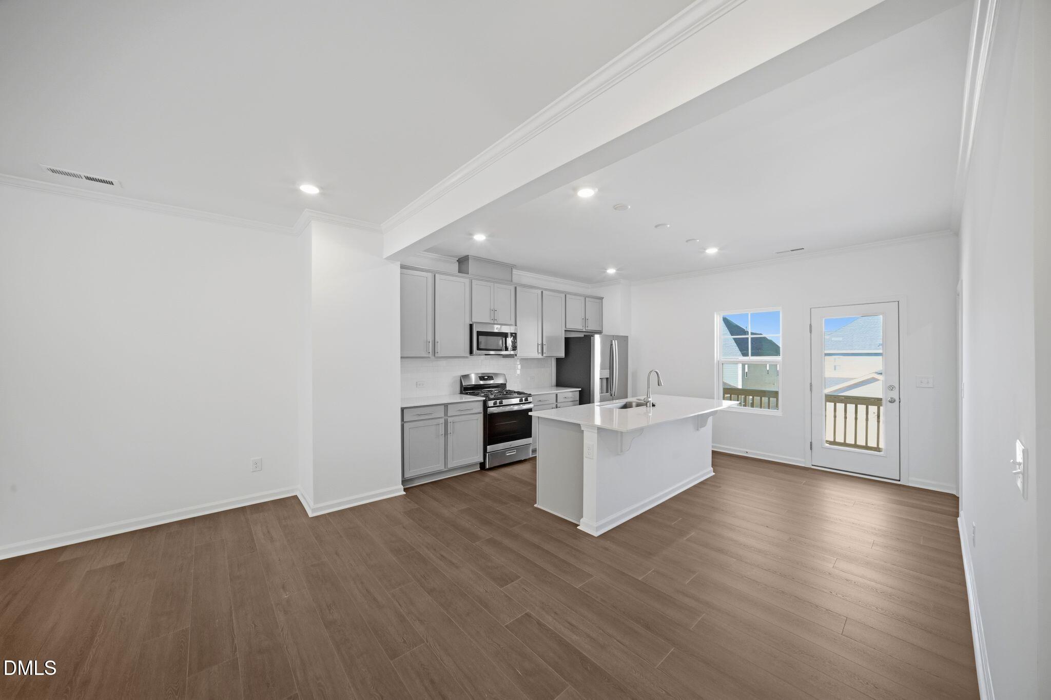 1461 Jay Road Knightdale, NC 27545 - Photo 12 of 50 12_1460_Jay_Rd_Knightdale_NC_27545-Kitch