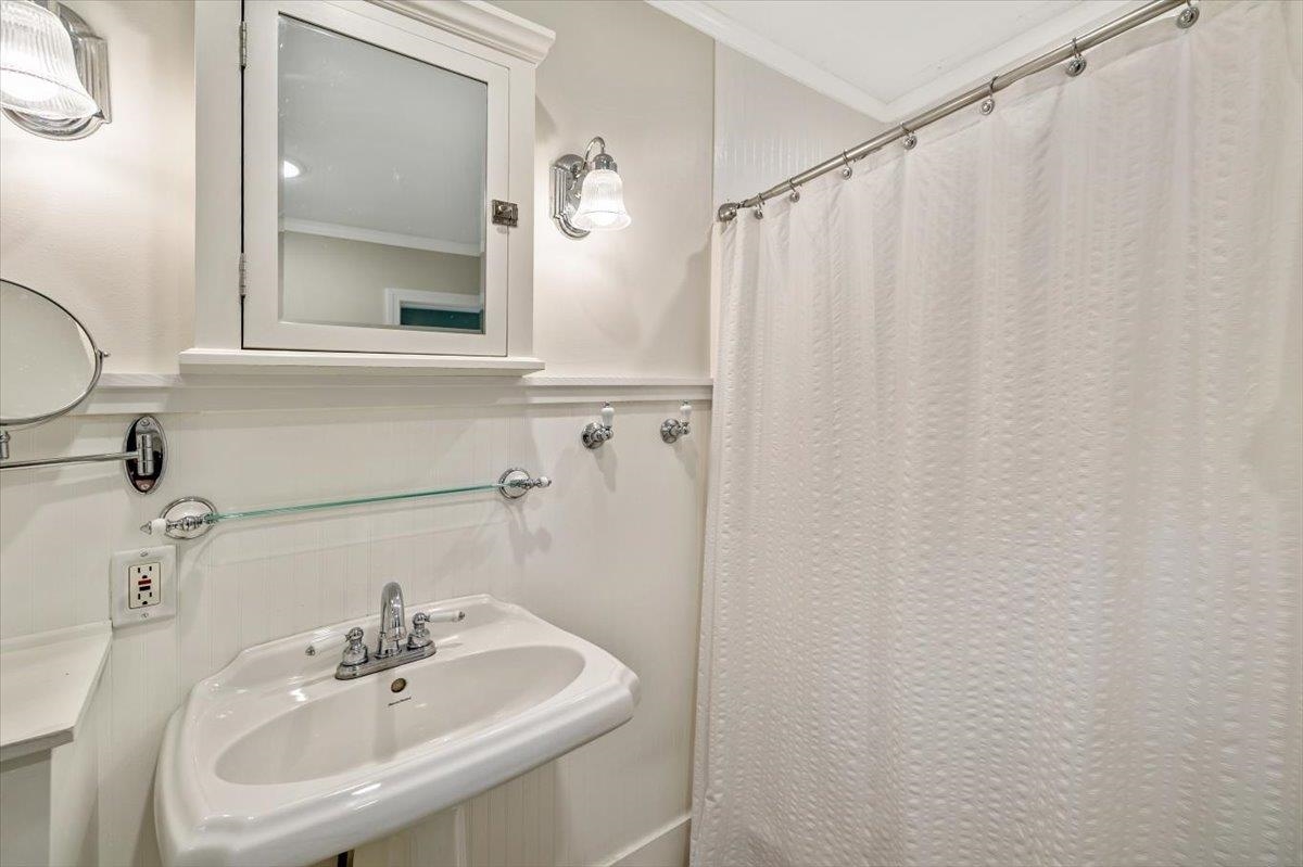 79 Hickory House Road St. Albans Town, VT 05468 - Photo 26 of 56